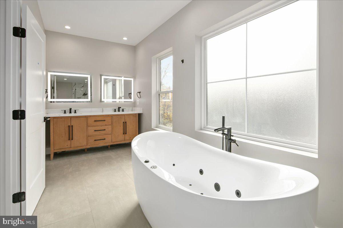 Real estate listing preview #32