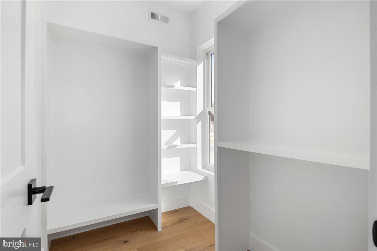 Real estate listing preview #45