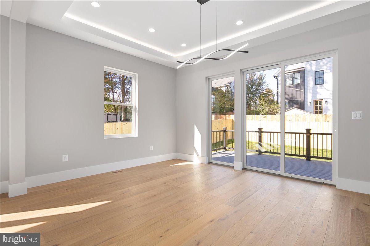 Real estate listing preview #23