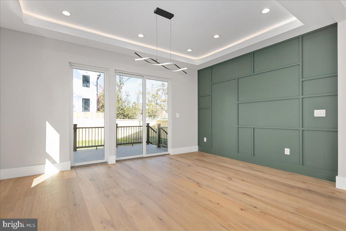 Real estate listing preview #22