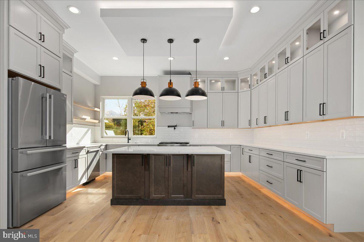 Real estate listing preview #15