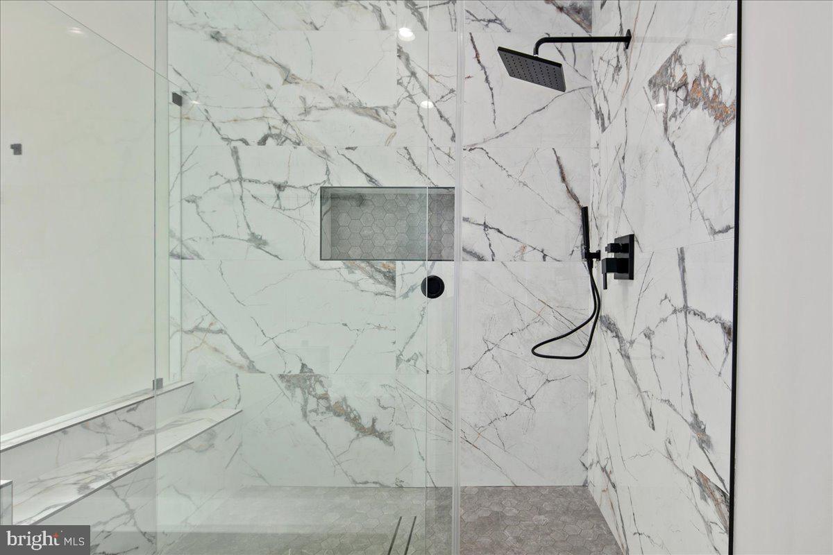 Real estate listing preview #34