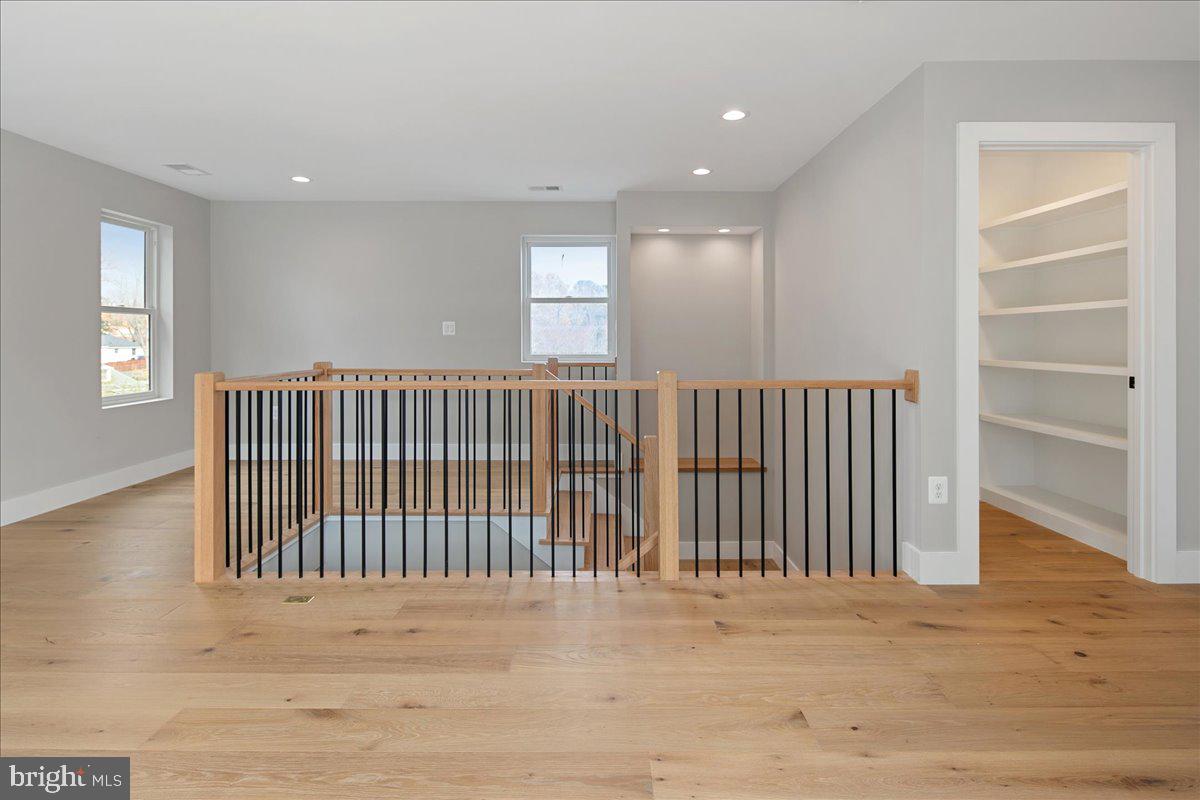 Real estate listing preview #53