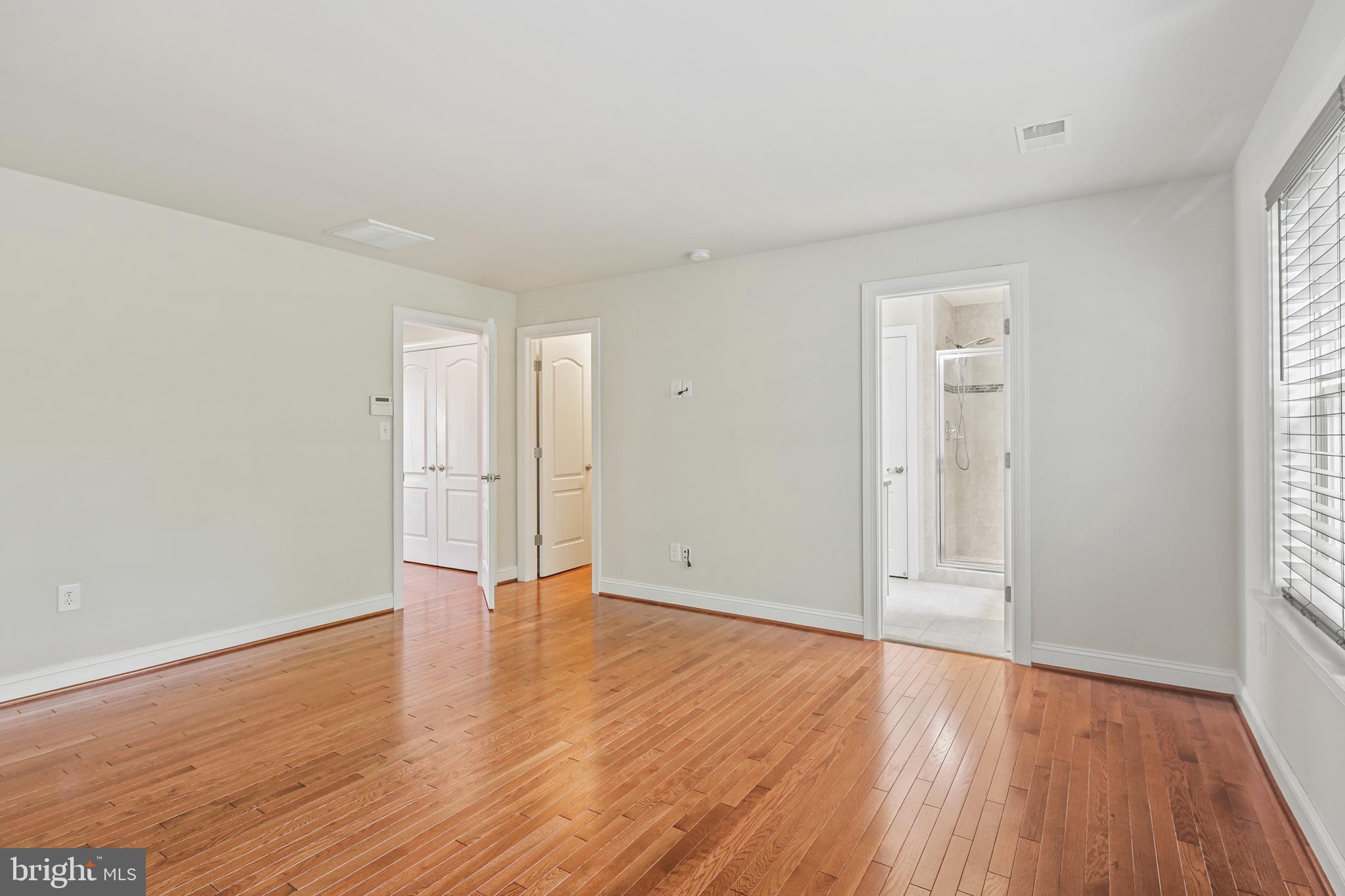 Real estate listing preview #30