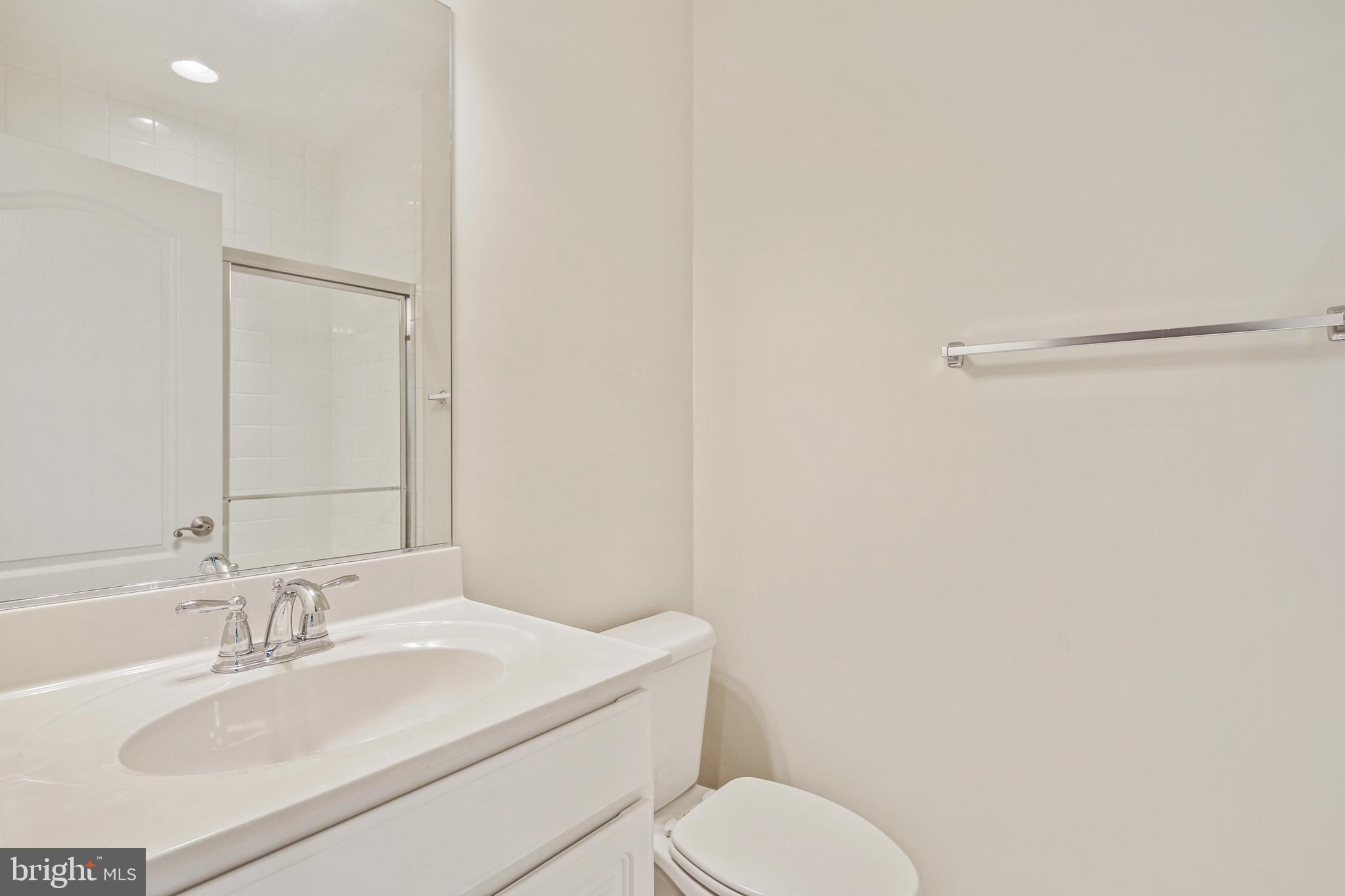 Real estate listing preview #18