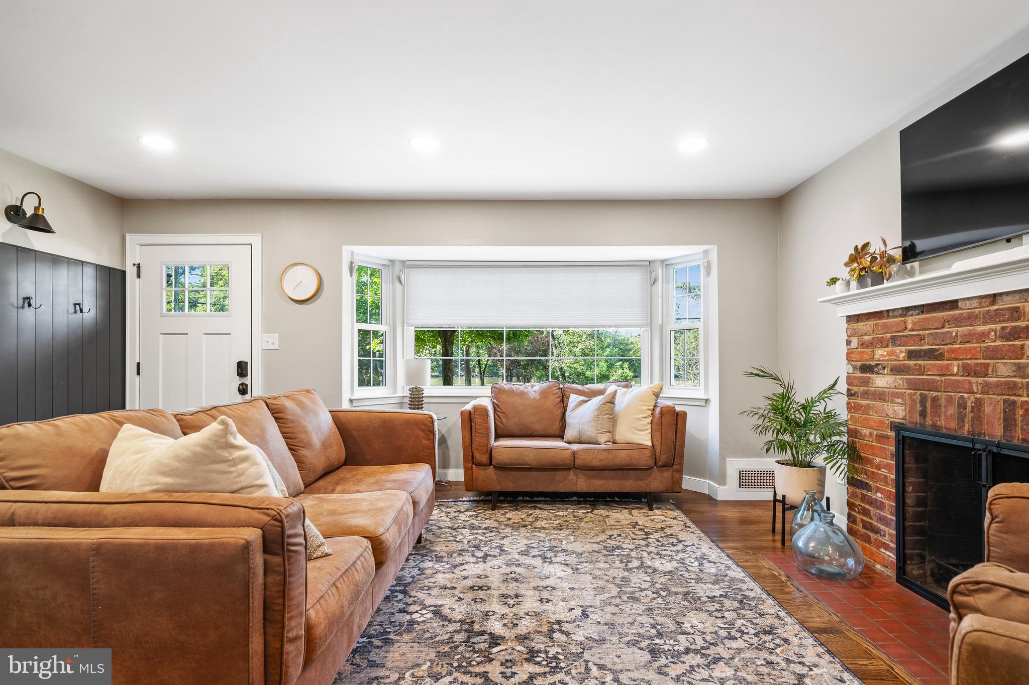 Real estate listing preview #9