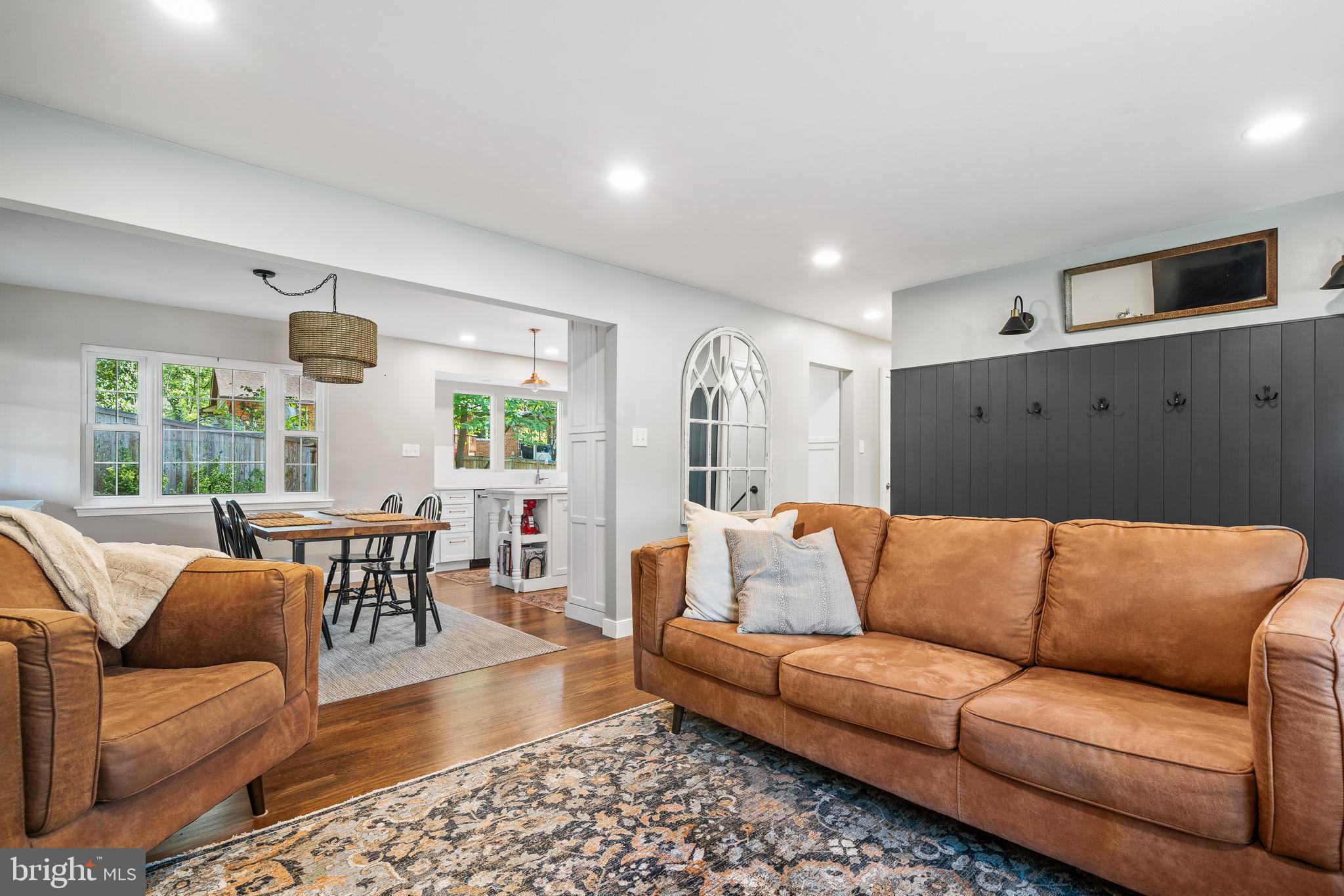 Real estate listing preview #11