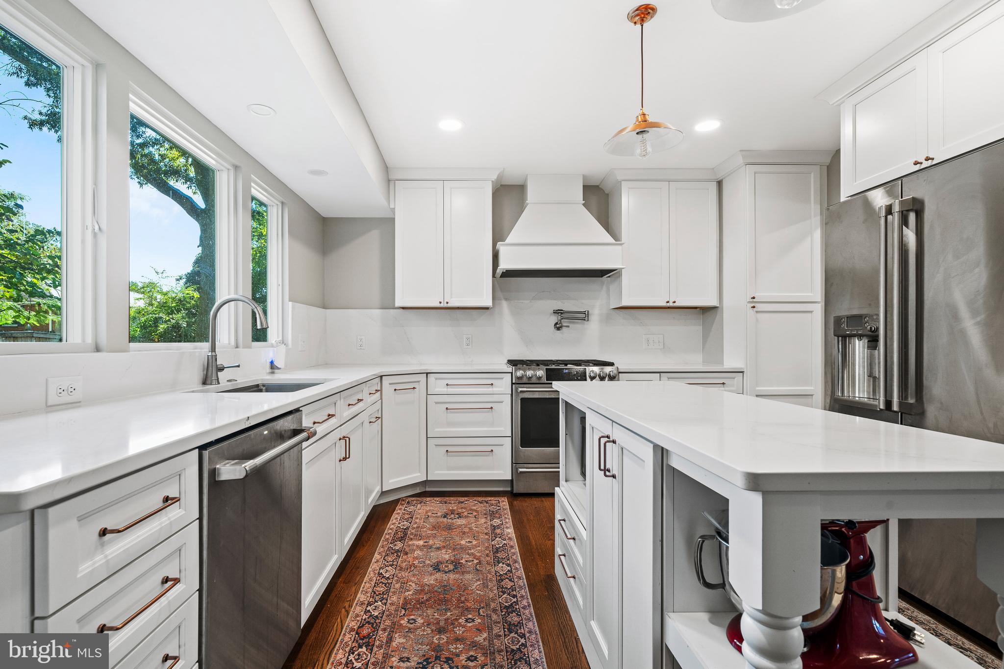 Real estate listing preview #15