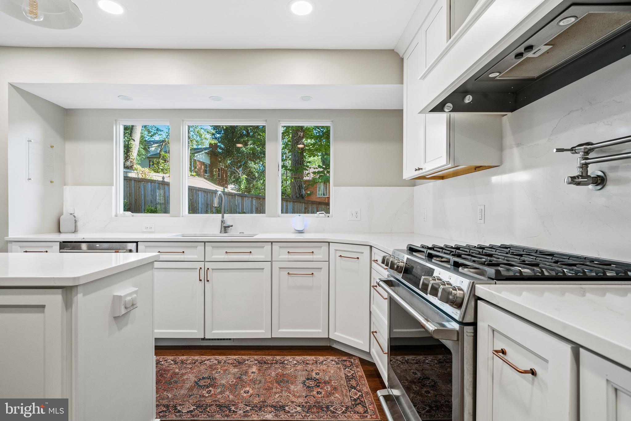 Real estate listing preview #18