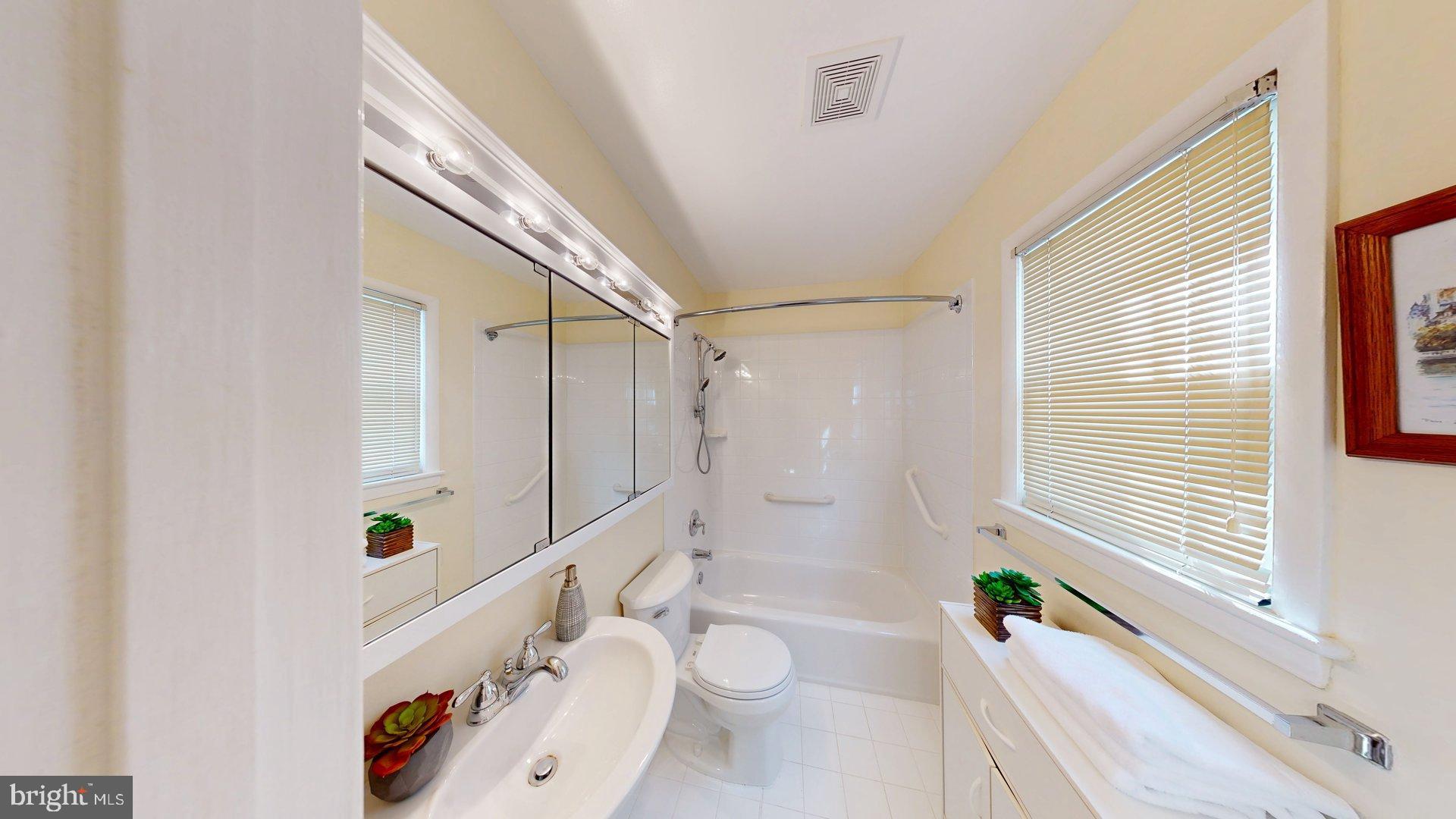 Real estate listing preview #22