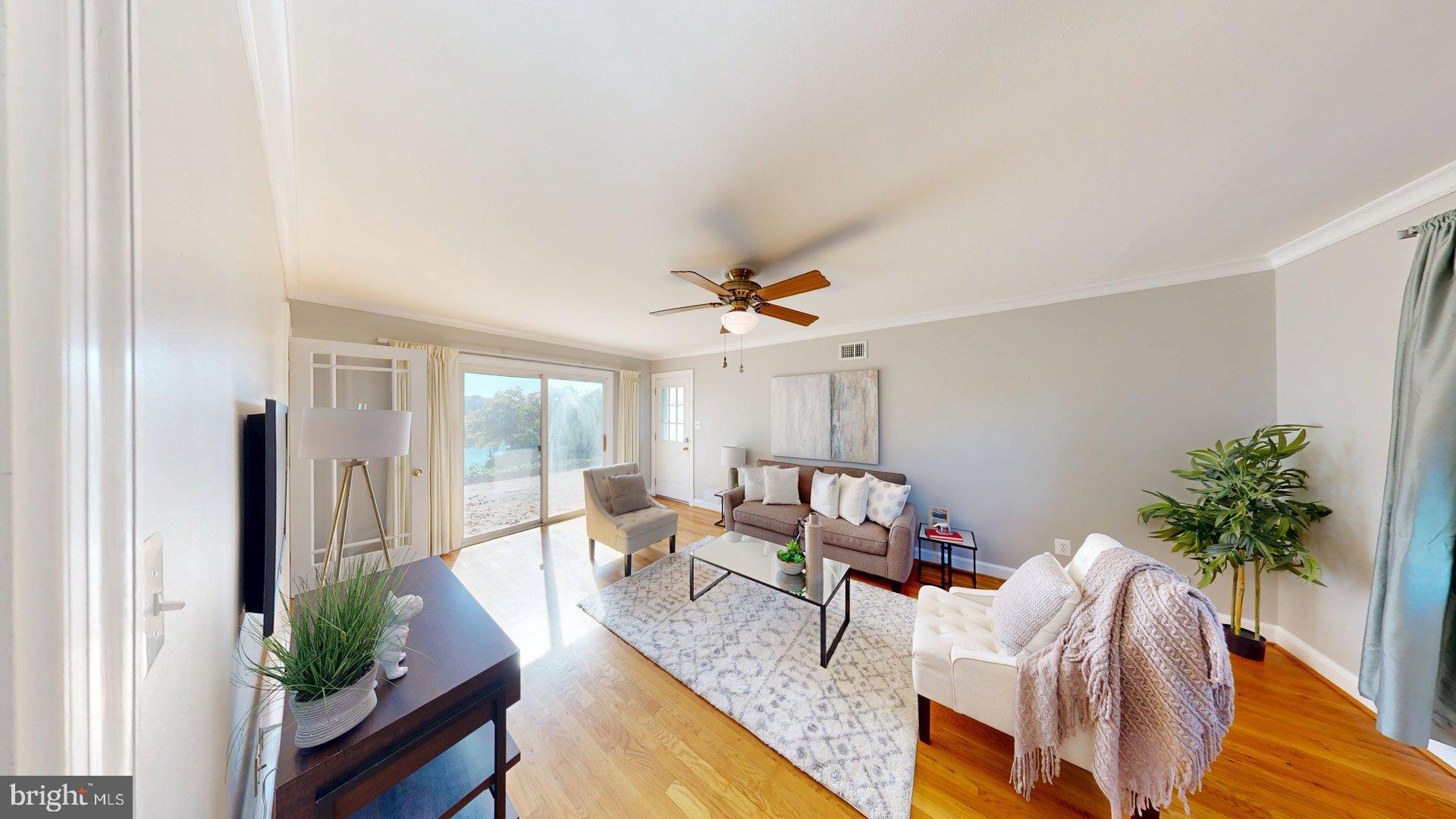 Real estate listing preview #9