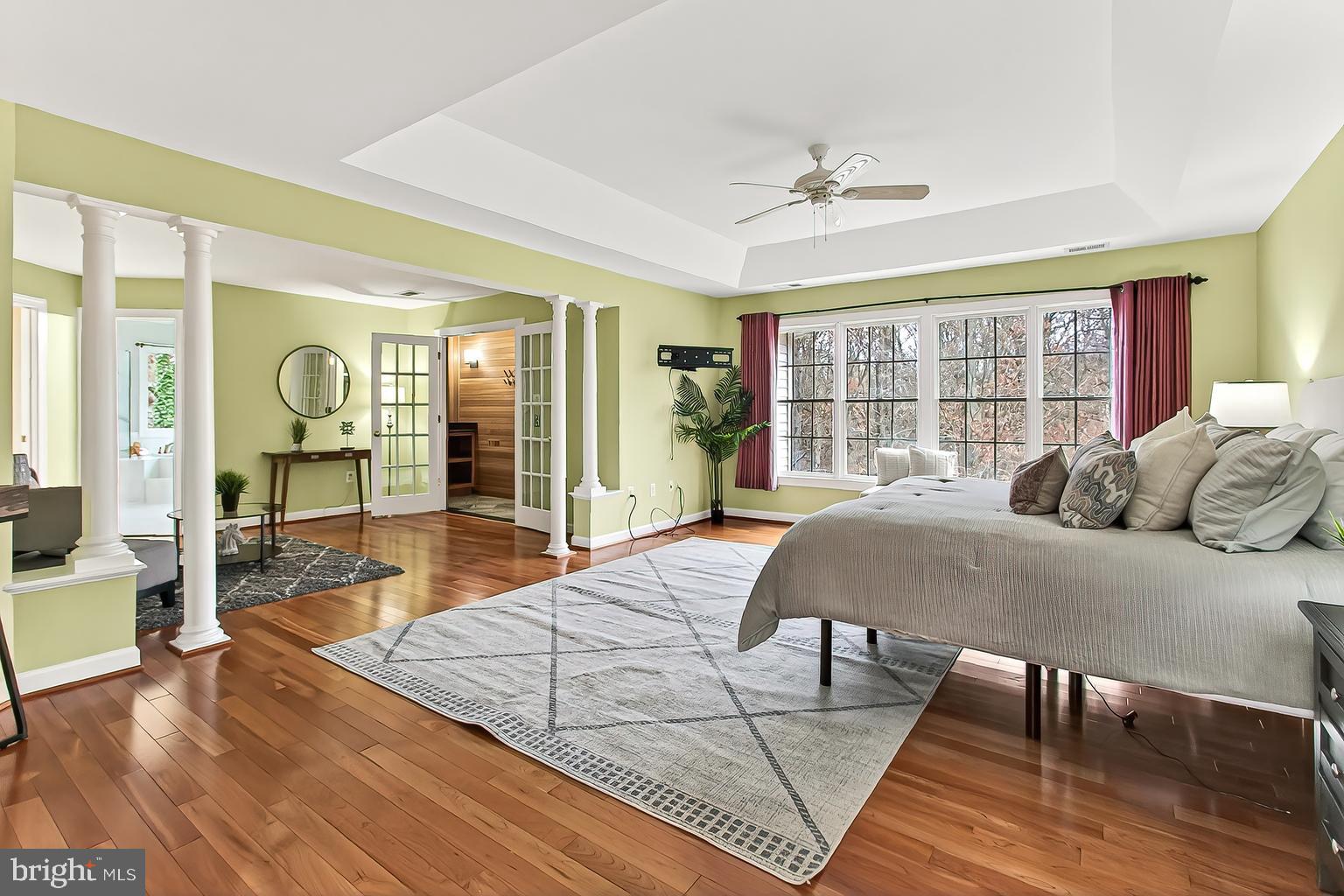 Real estate listing preview #6