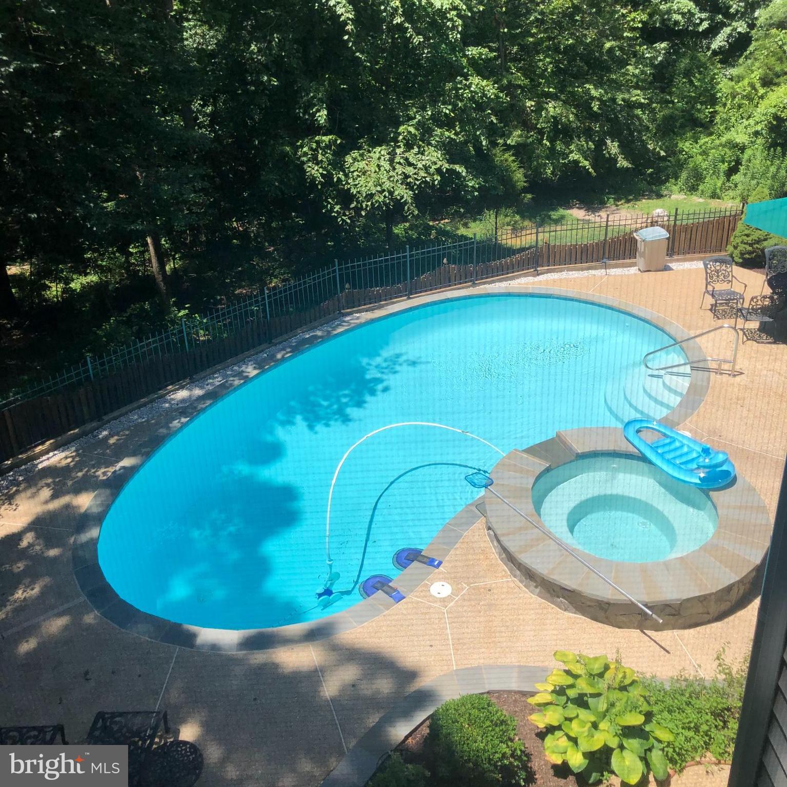 Real estate listing preview #7