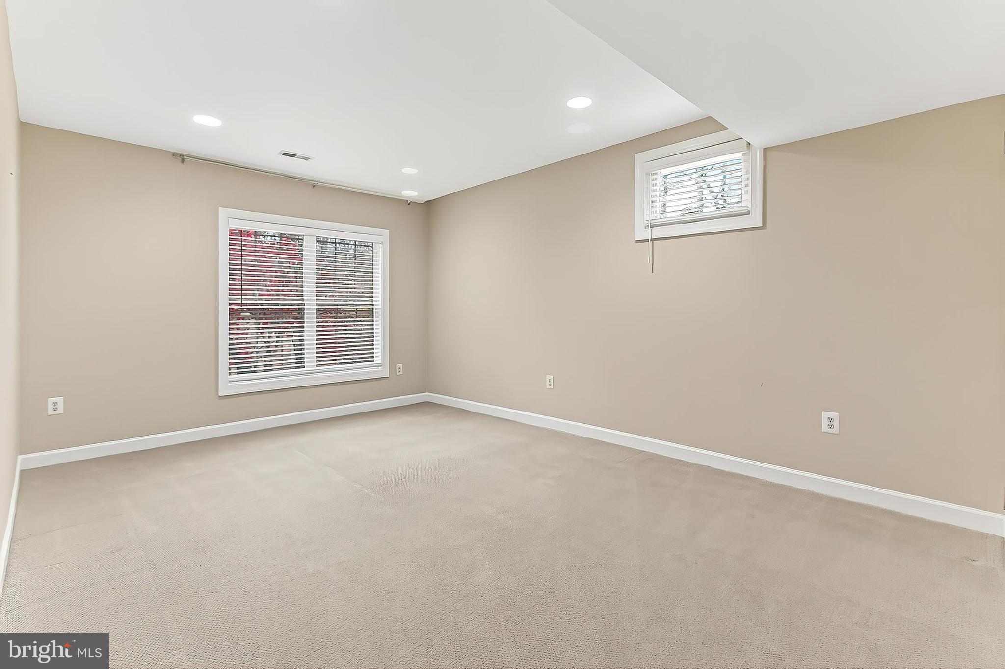 Real estate listing preview #55