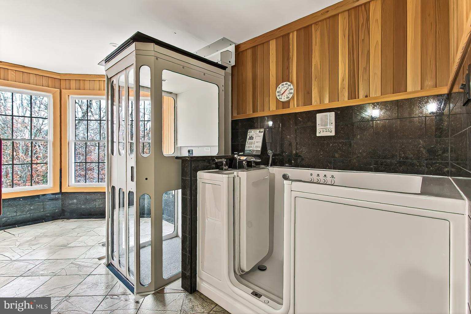 Real estate listing preview #36