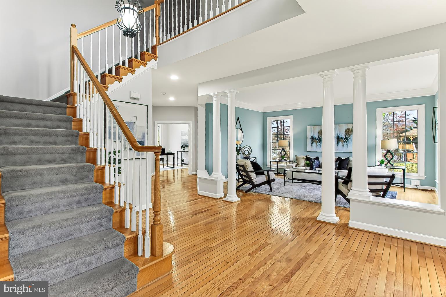 Real estate listing preview #2