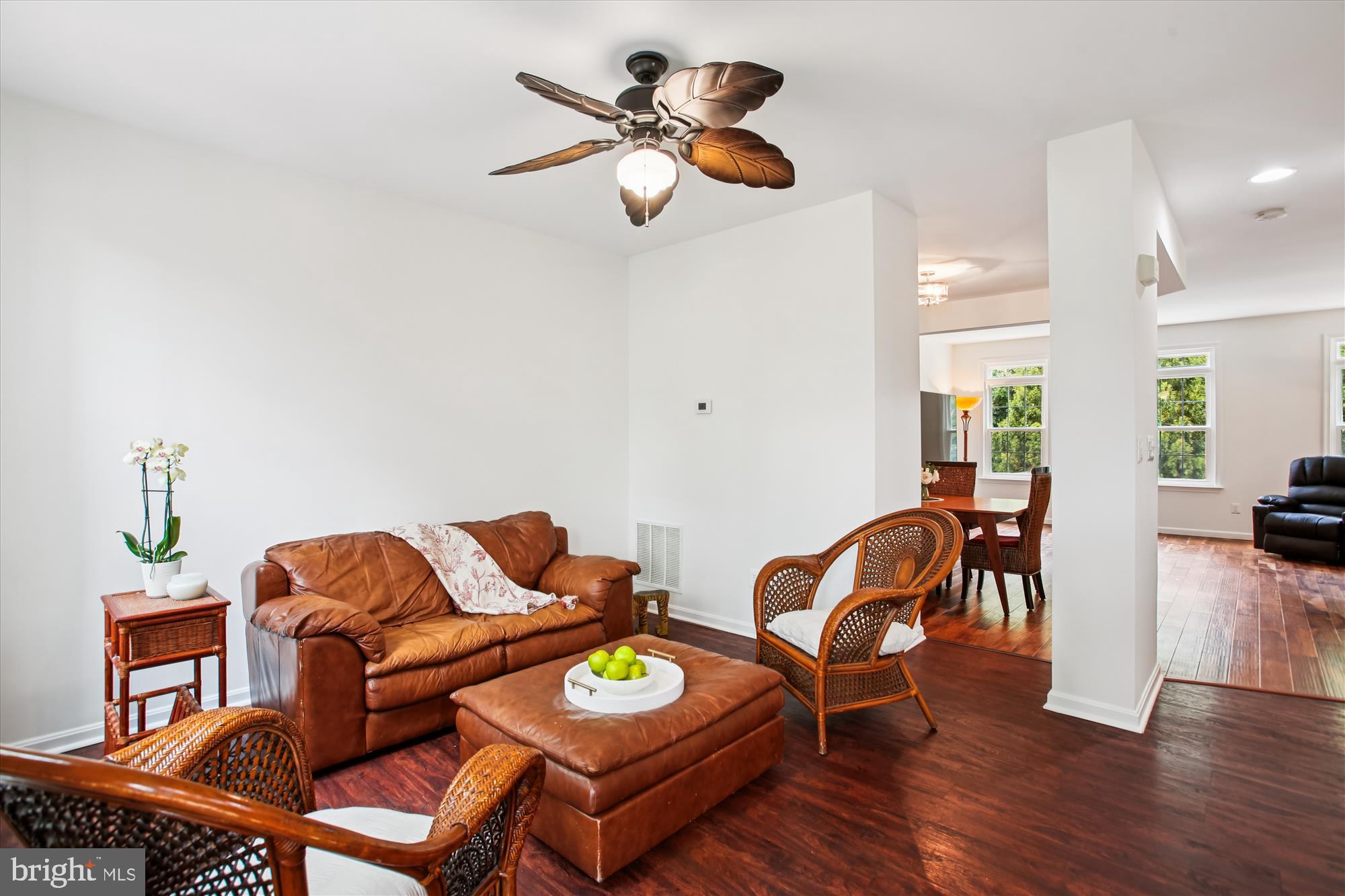 Real estate listing preview #17