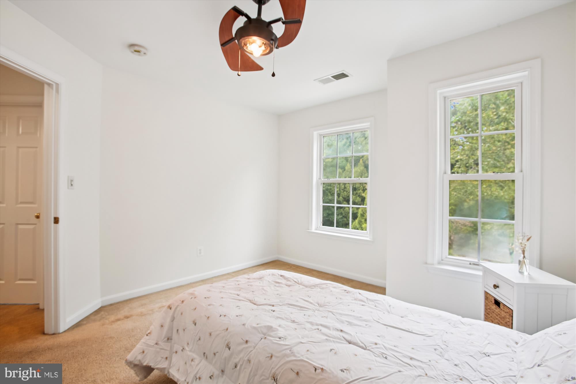 Real estate listing preview #53