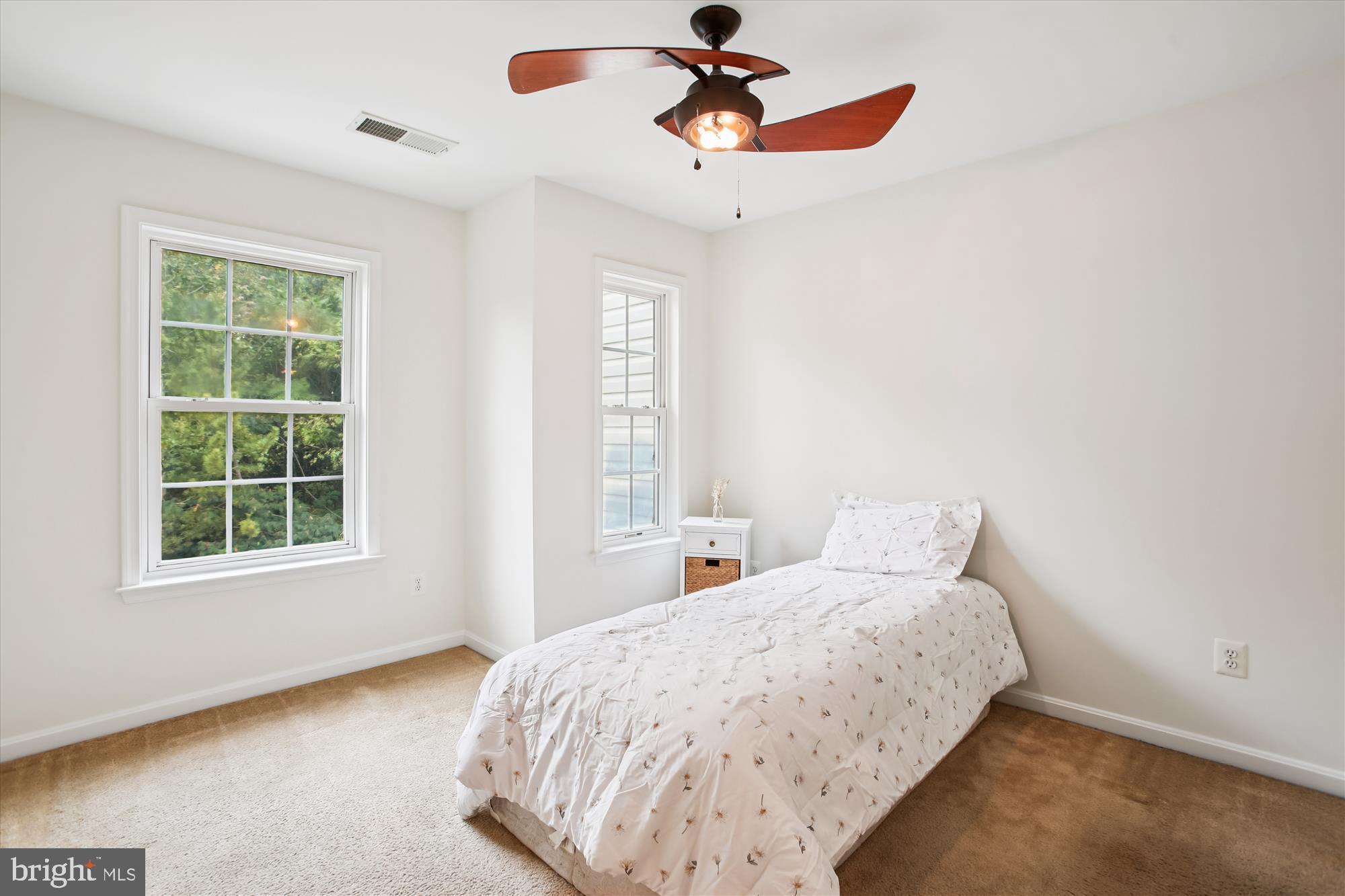 Real estate listing preview #52