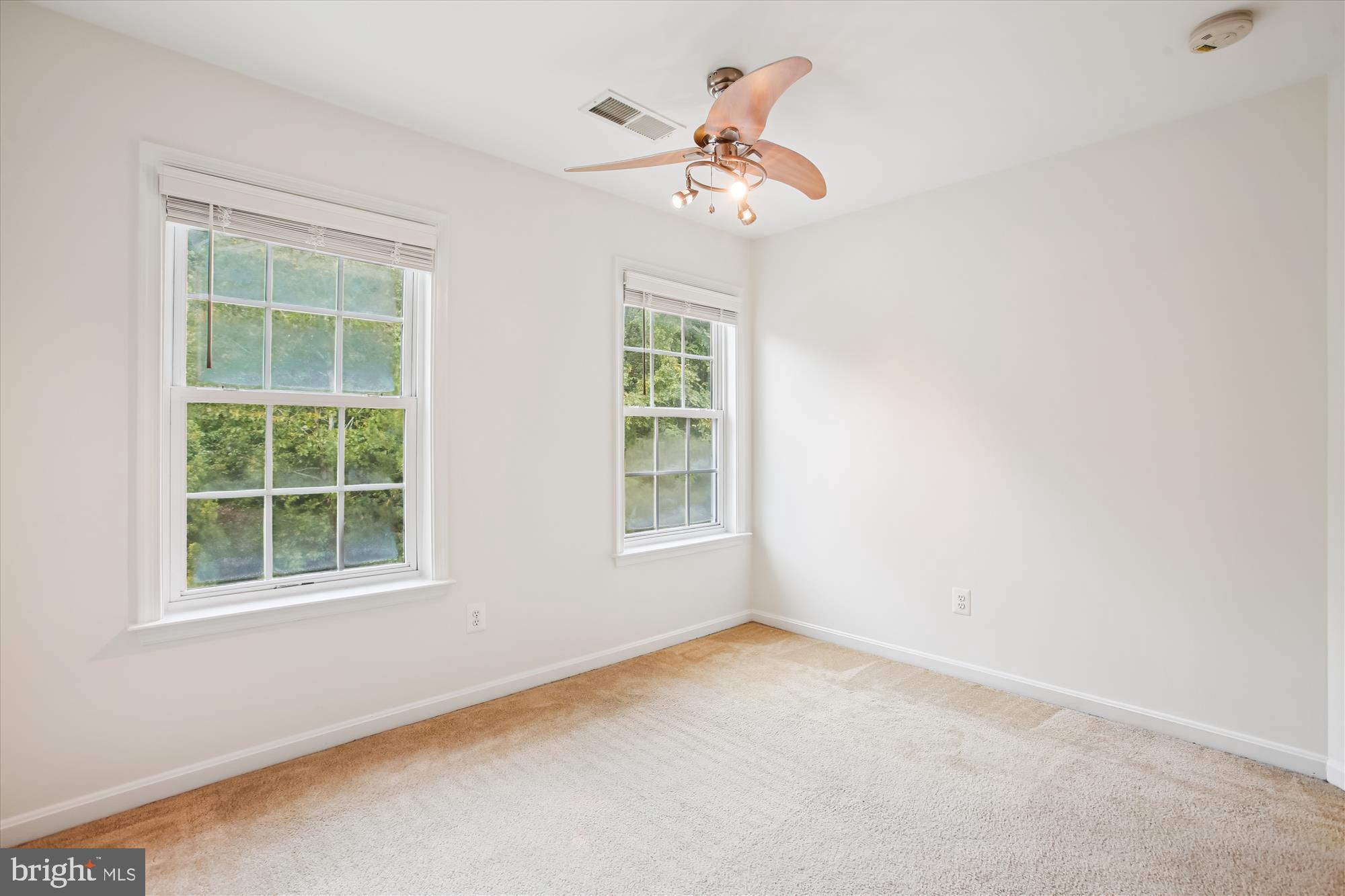 Real estate listing preview #58