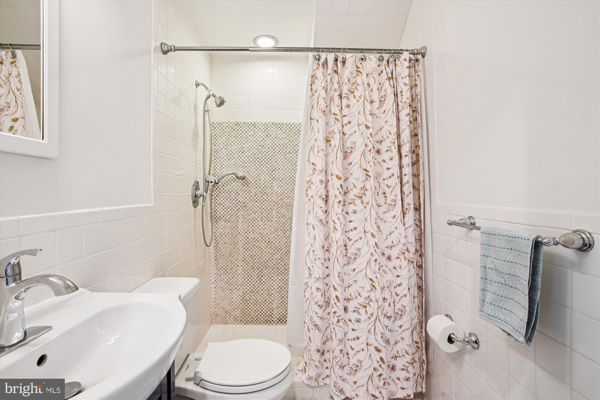 Real estate listing preview #78