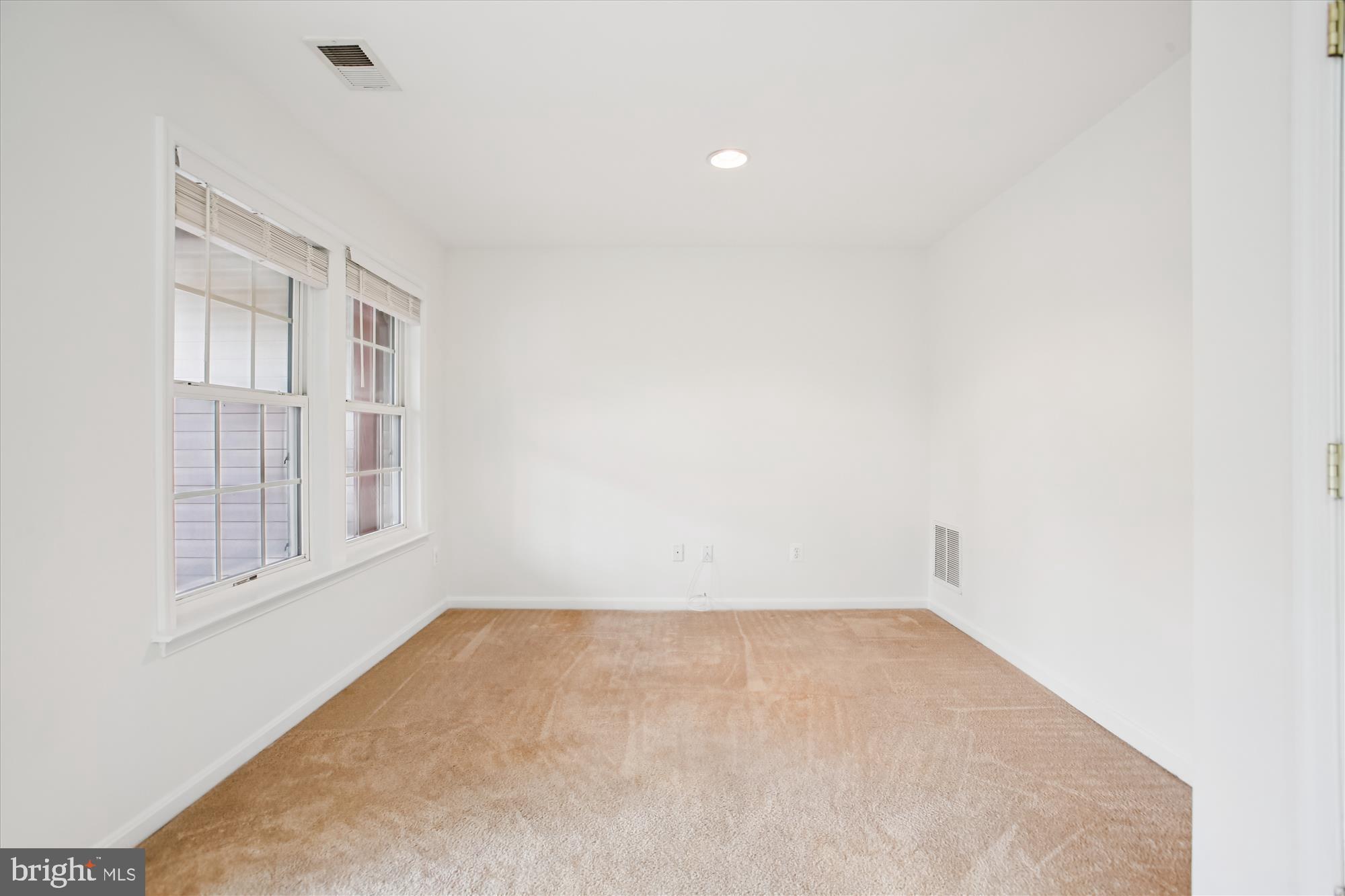 Real estate listing preview #67