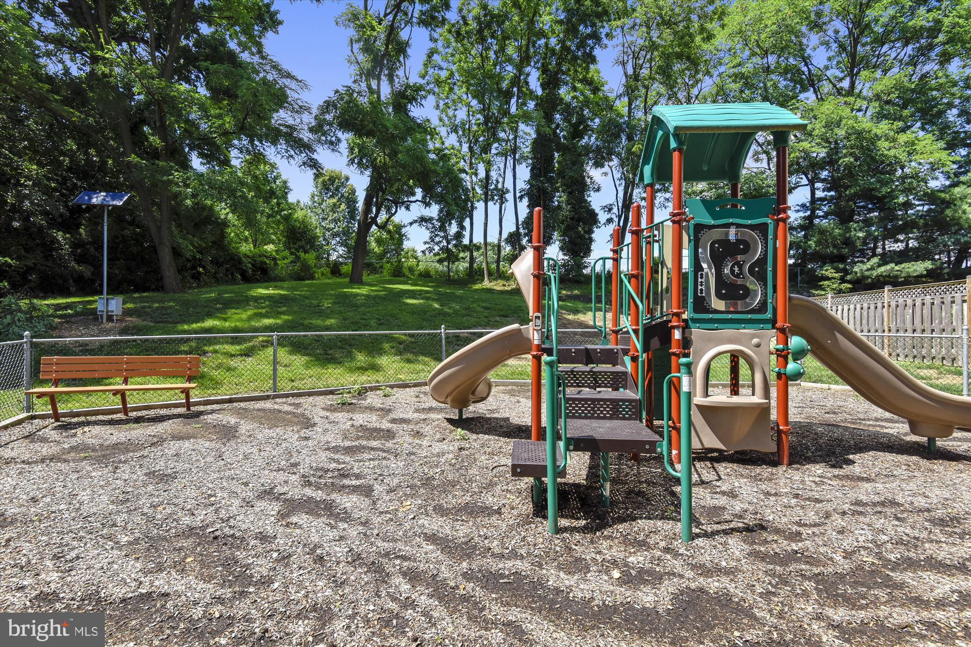 Real estate listing preview #98