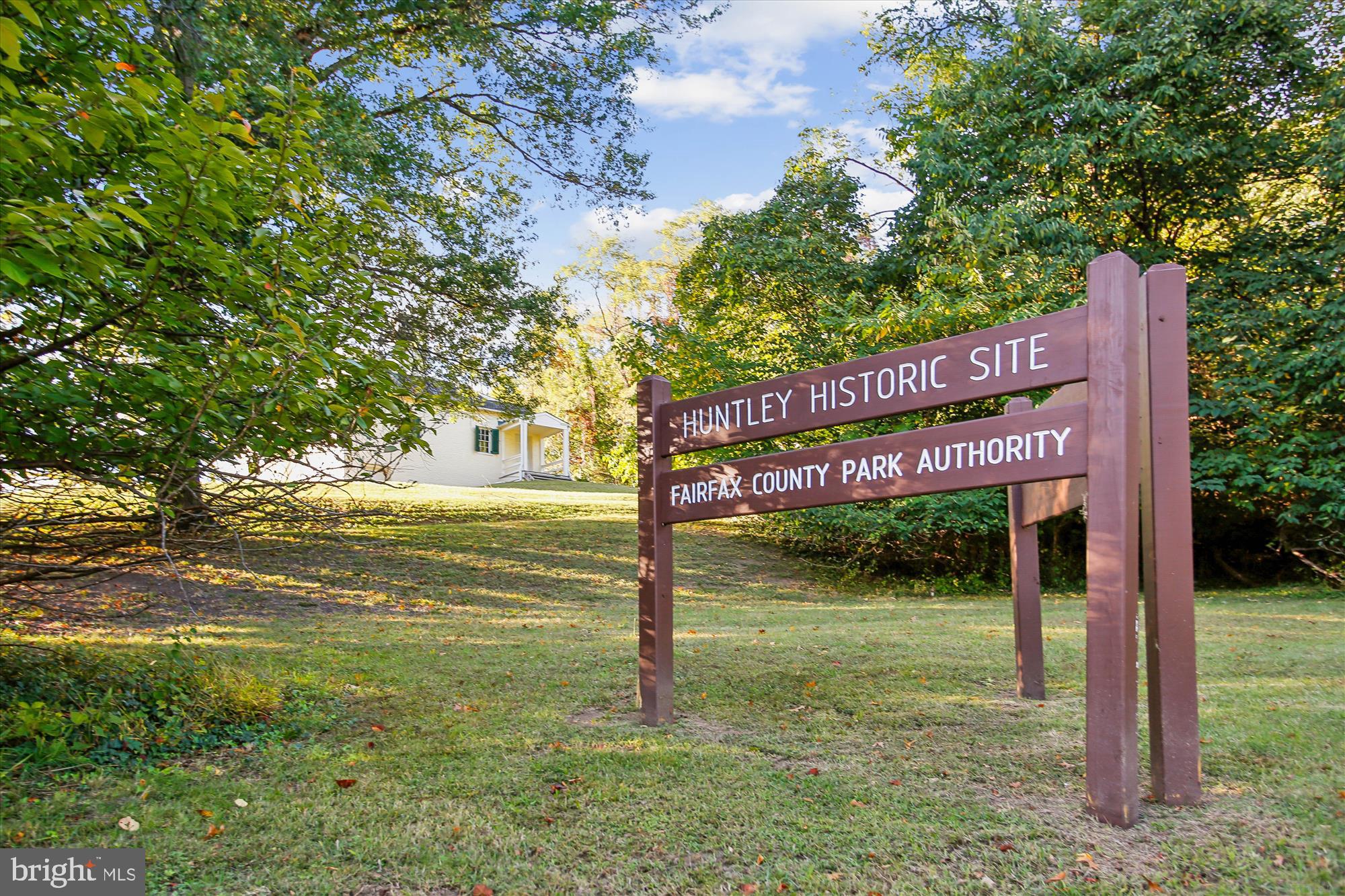 Real estate listing preview #97