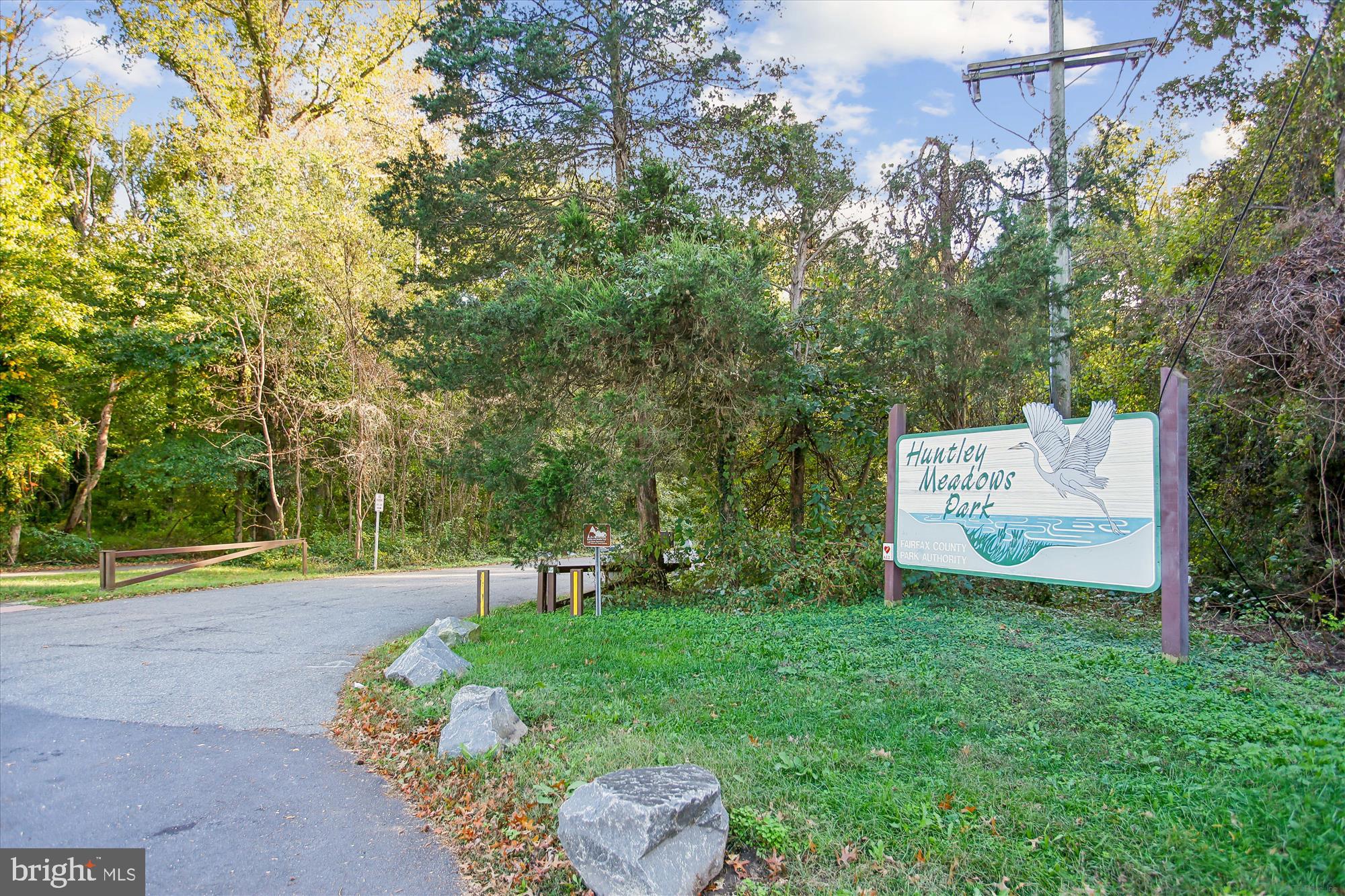 Real estate listing preview #100