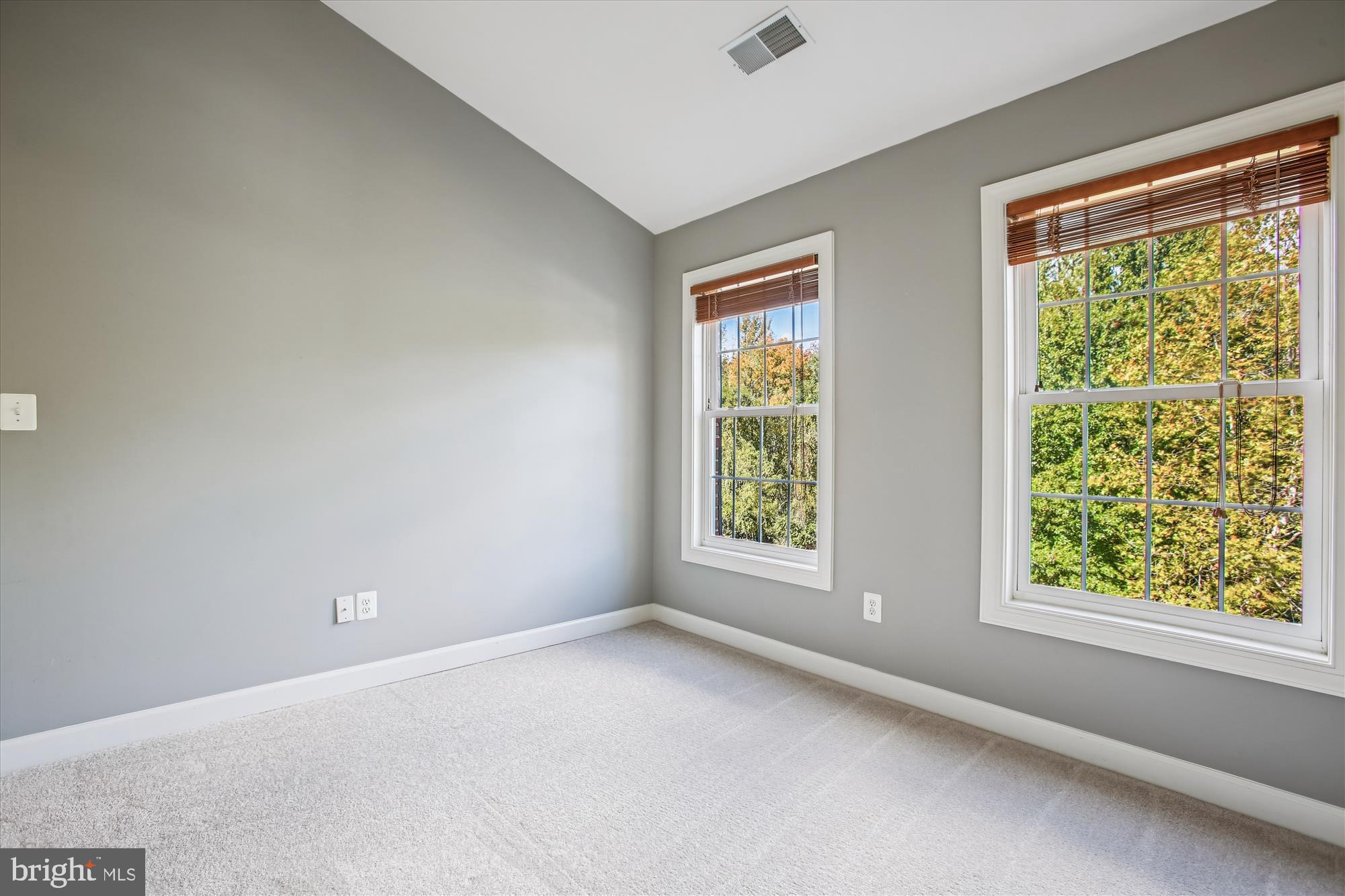 Real estate listing preview #61