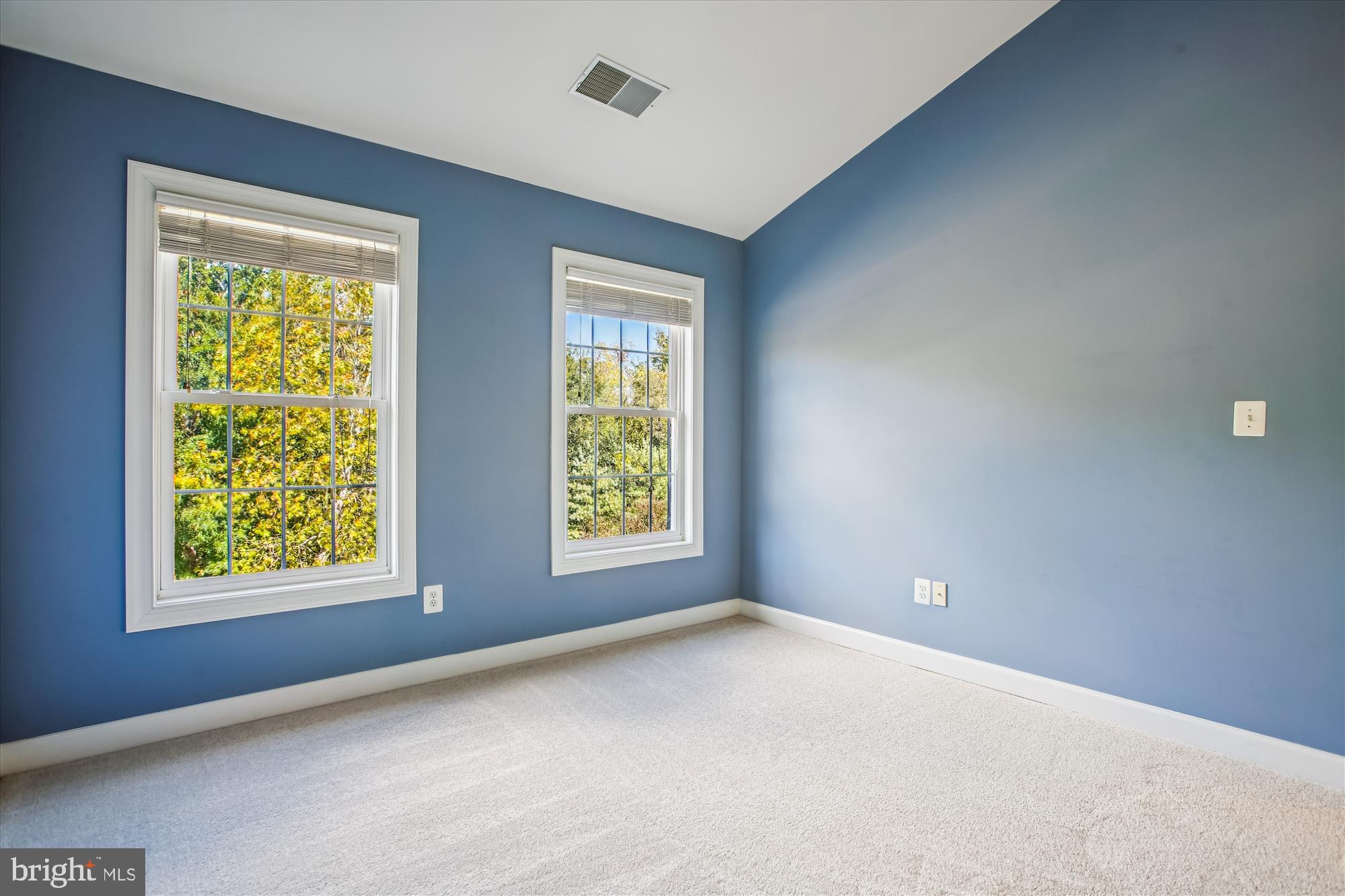 Real estate listing preview #55