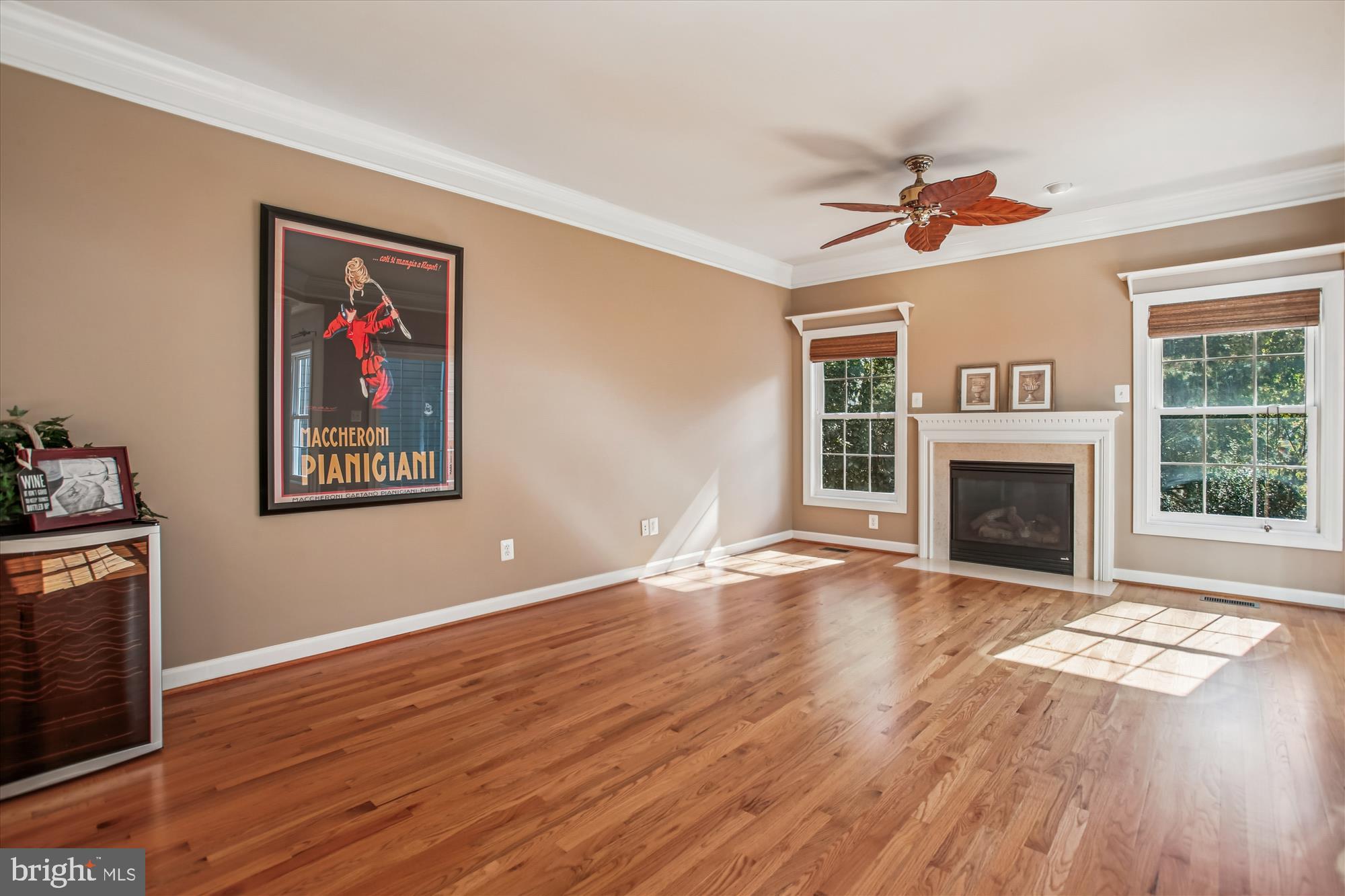 Real estate listing preview #24