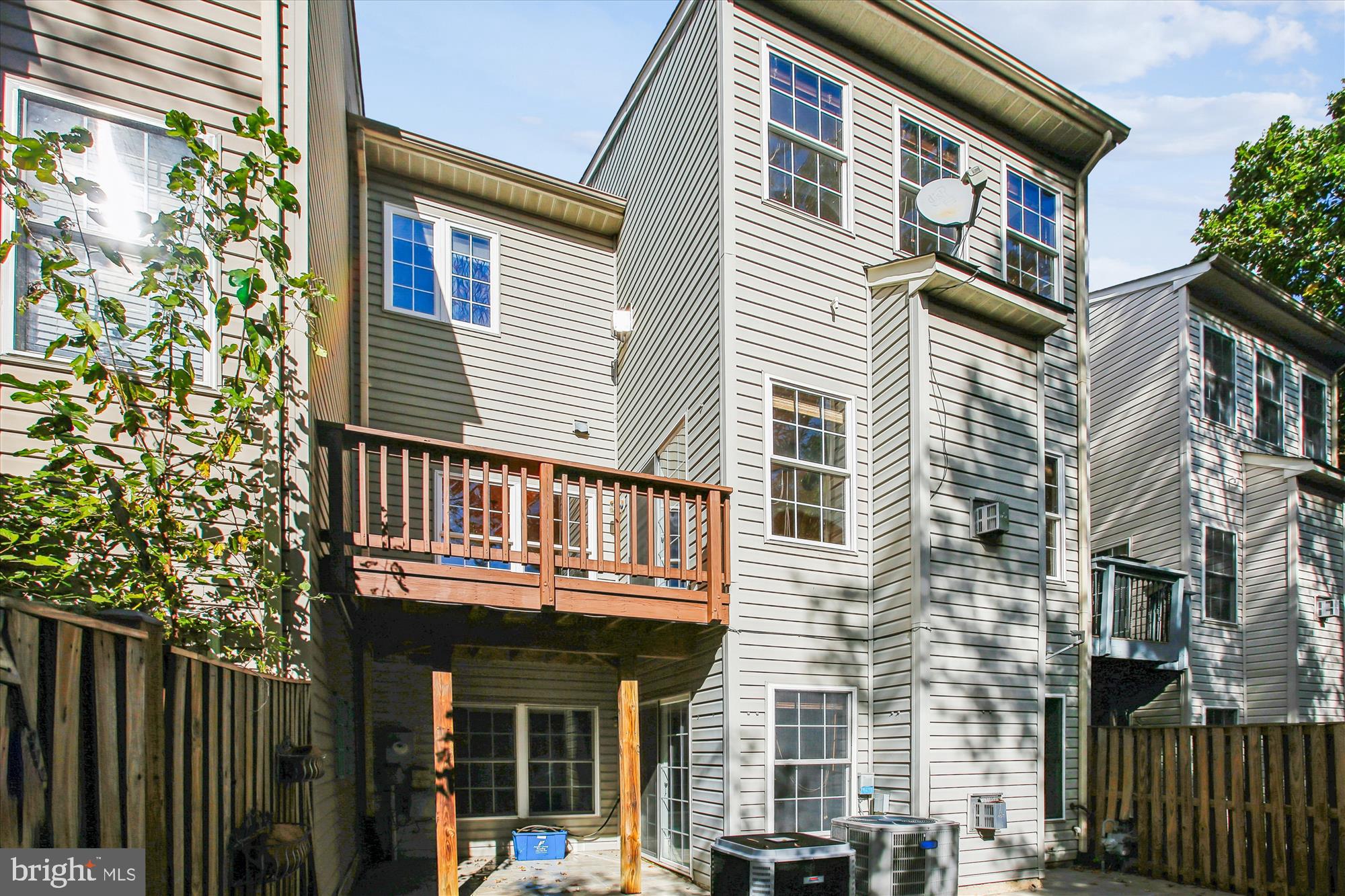 Real estate listing preview #78