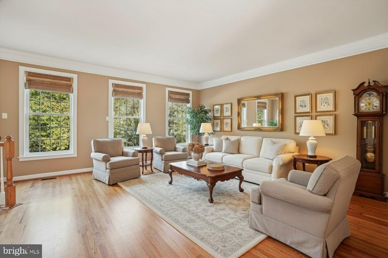 Real estate listing preview #7