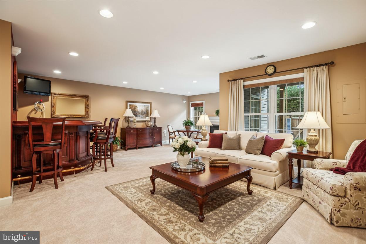 Real estate listing preview #64