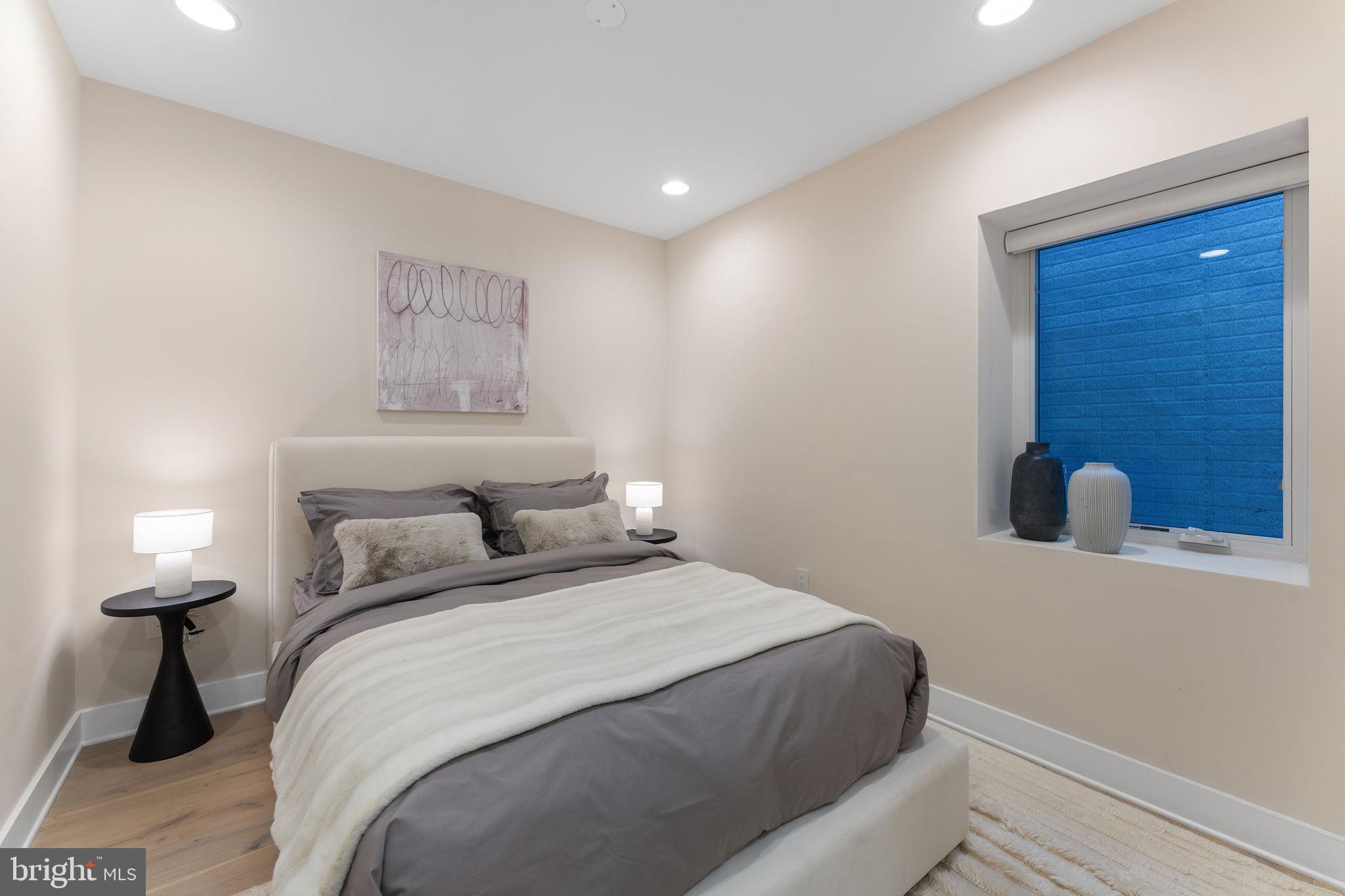 Real estate listing preview #34