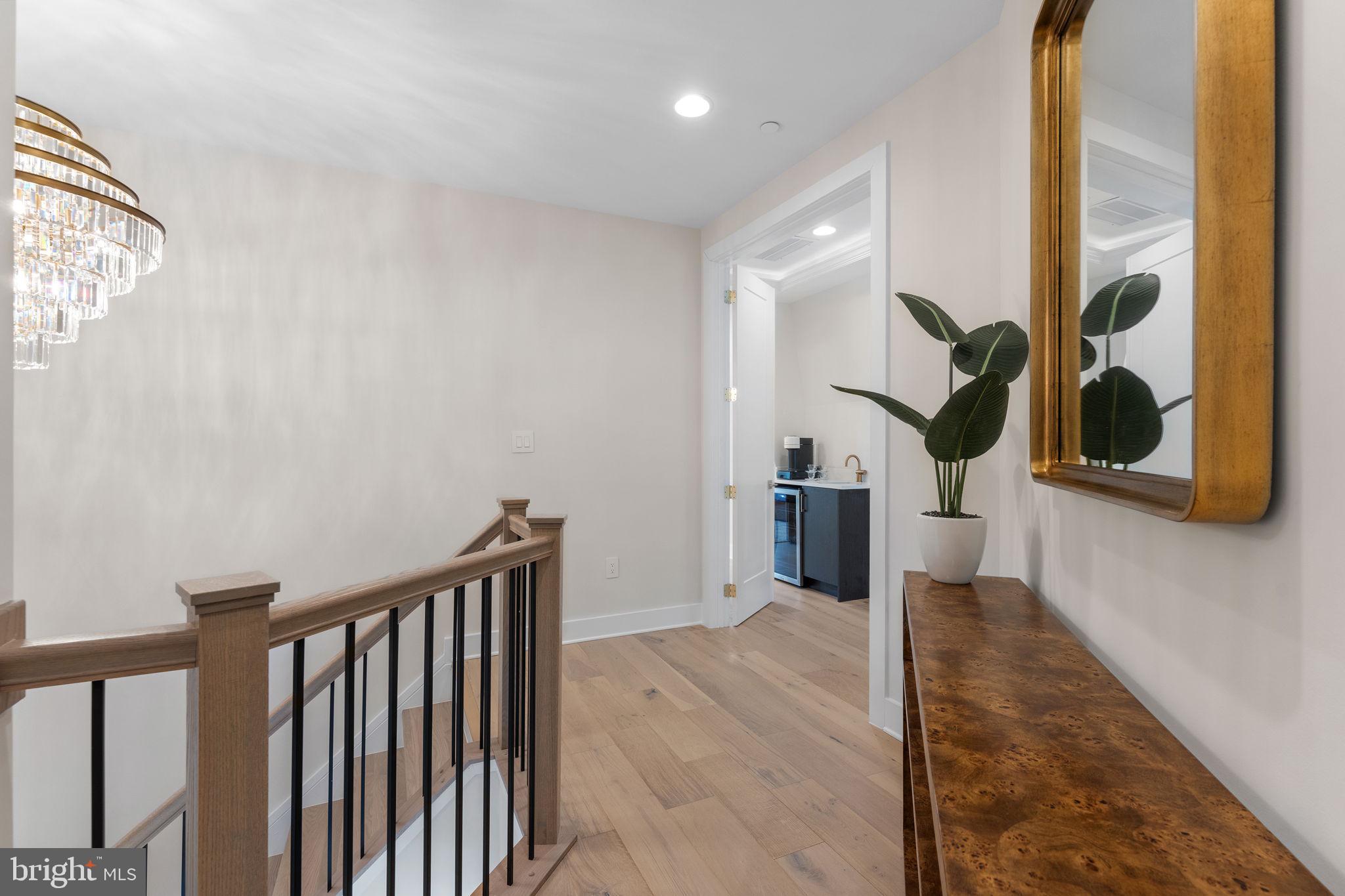 Real estate listing preview #29