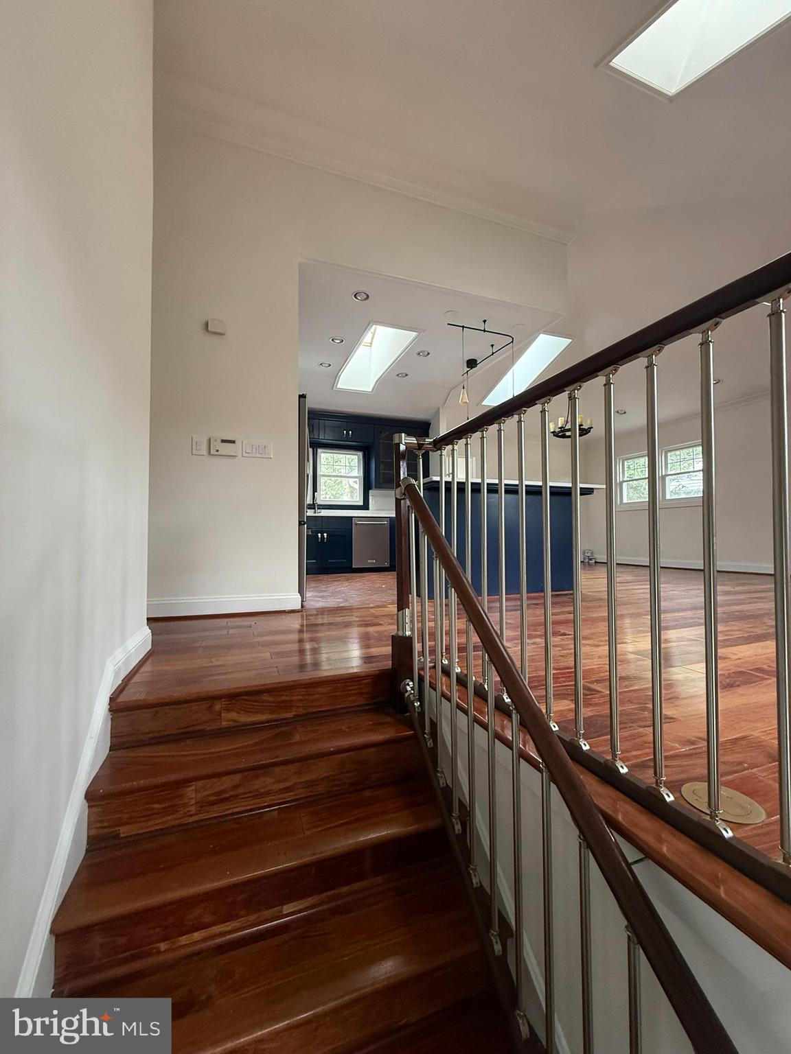 Real estate listing preview #9