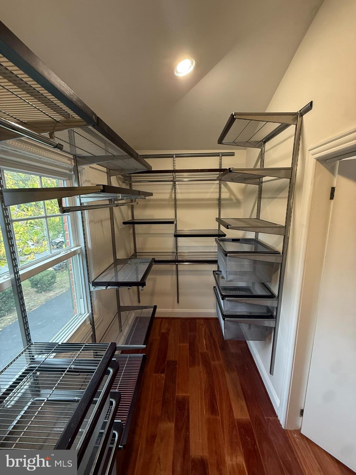 Real estate listing preview #25