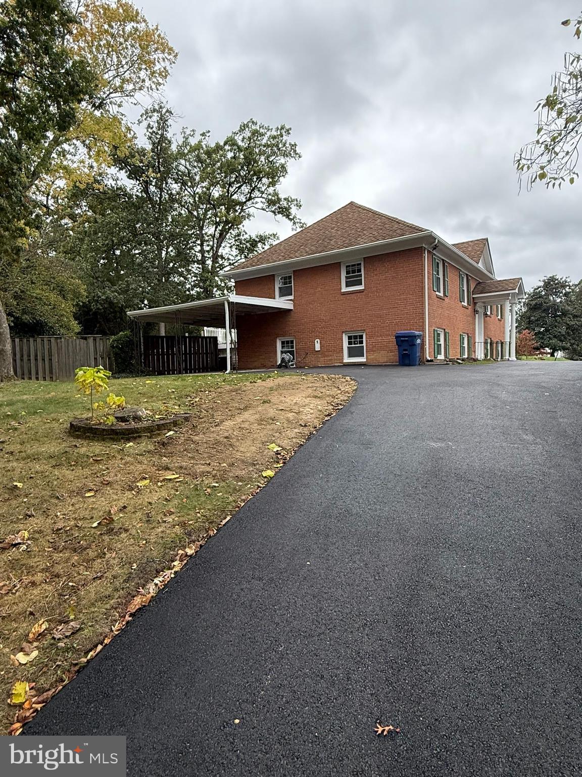 Real estate listing preview #5