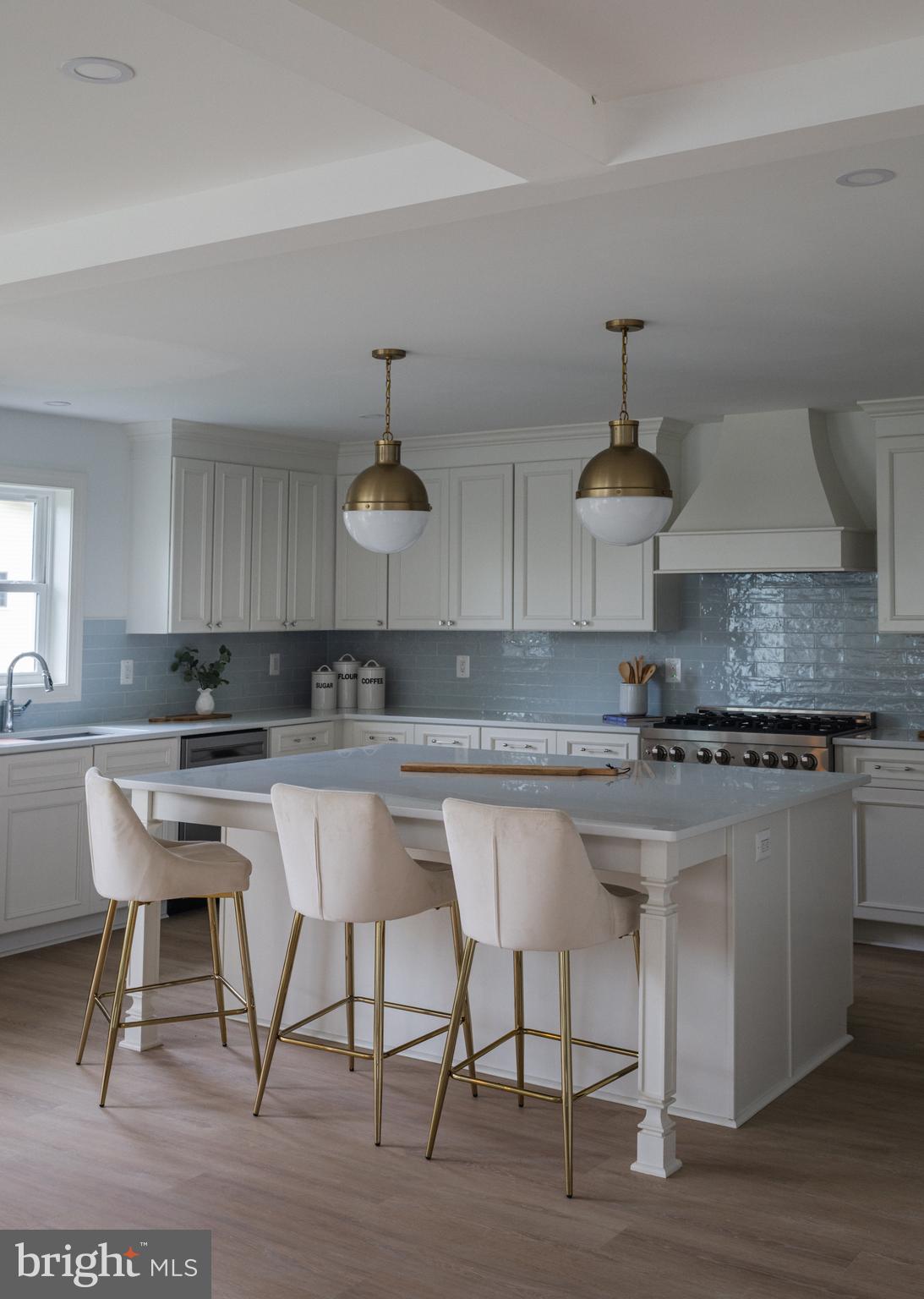 Real estate listing preview #9