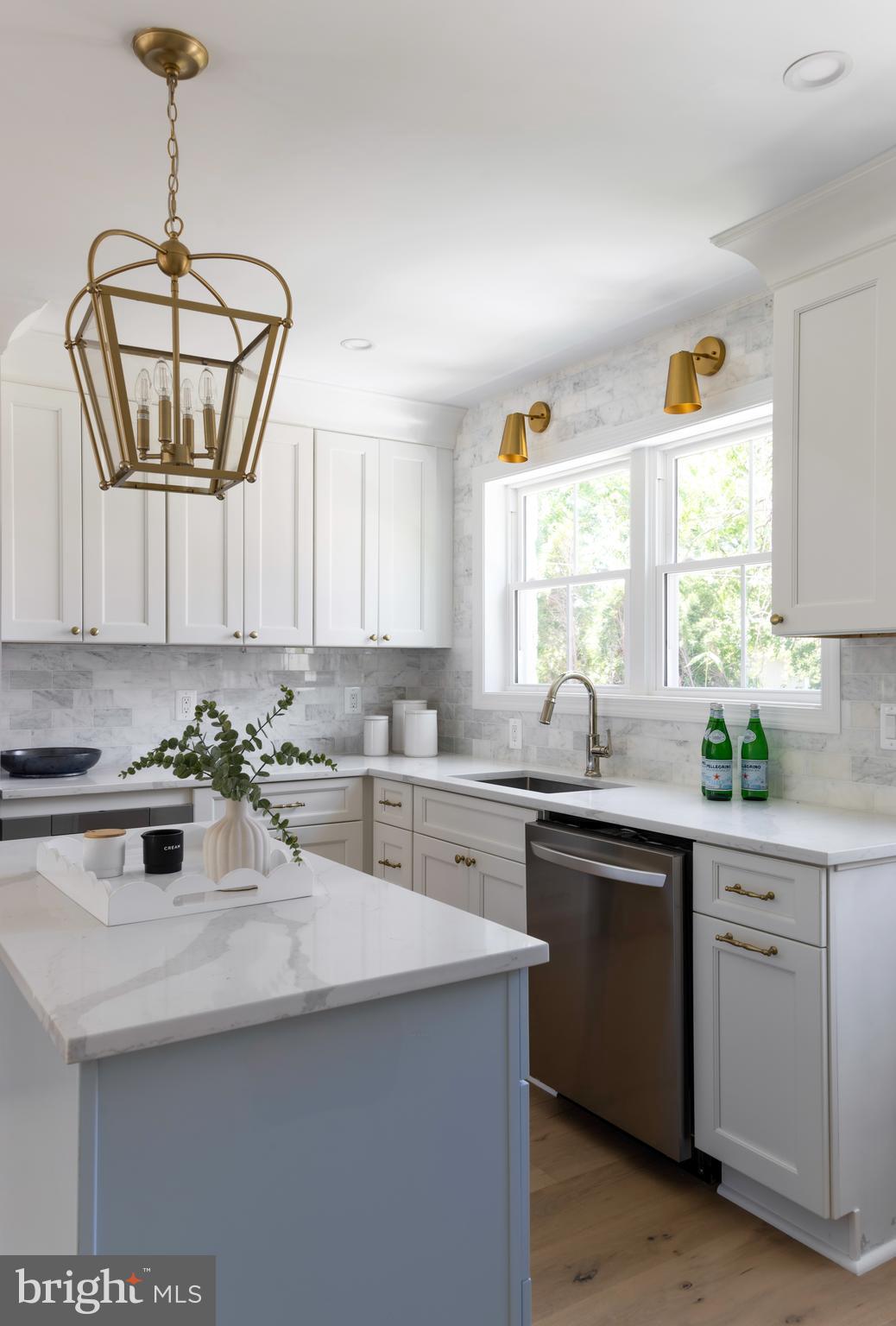 Real estate listing preview #4