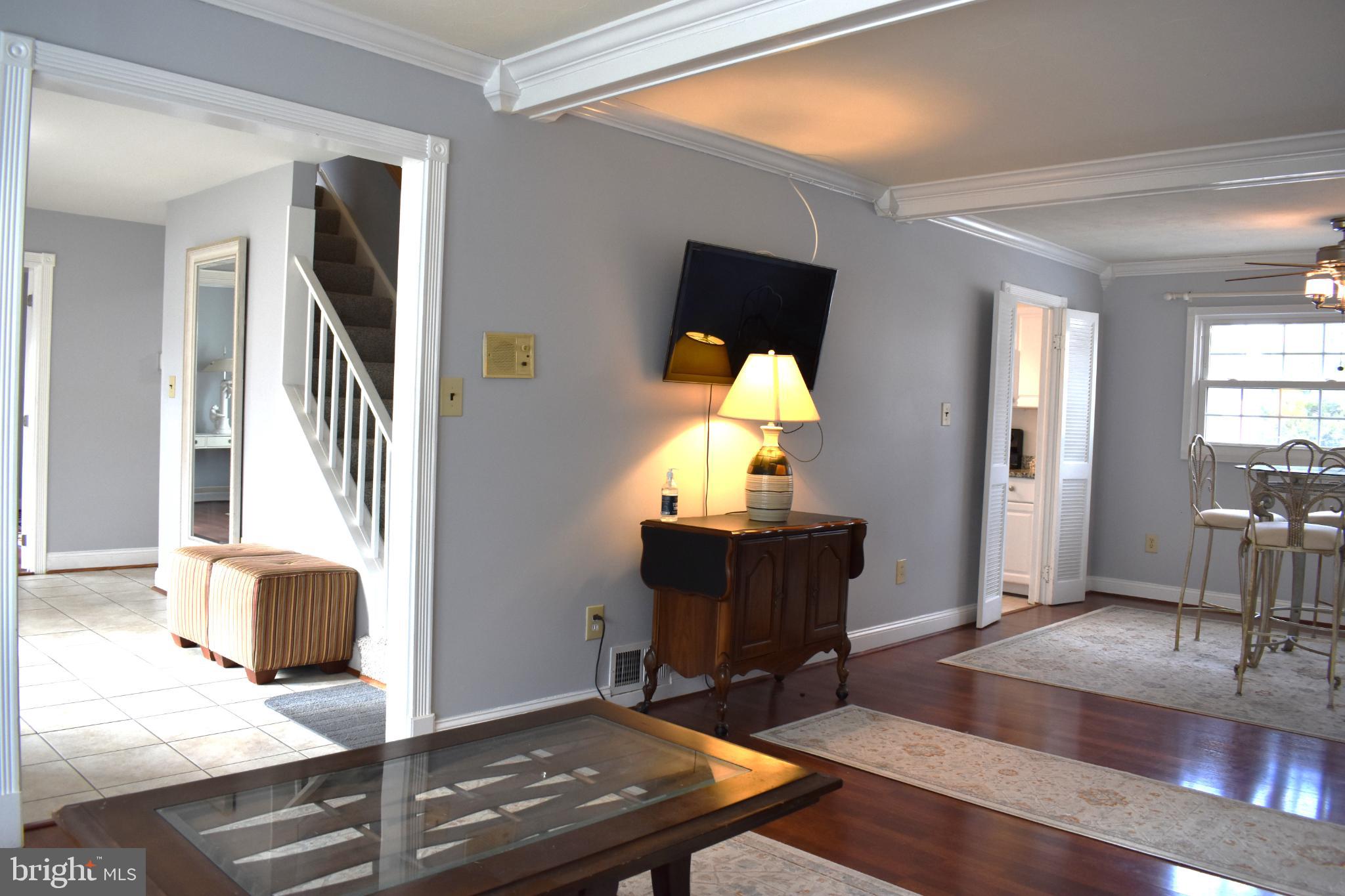 Real estate listing preview #12