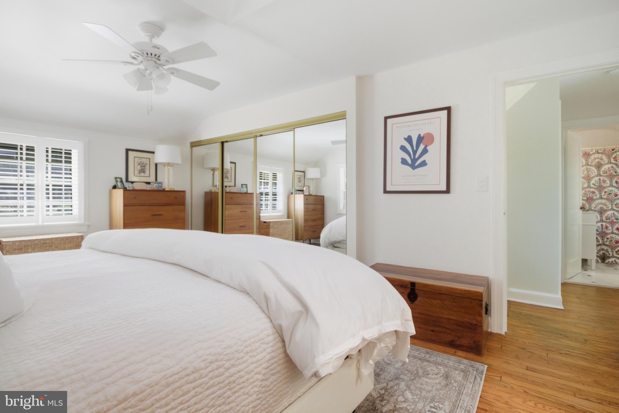 Real estate listing preview #18