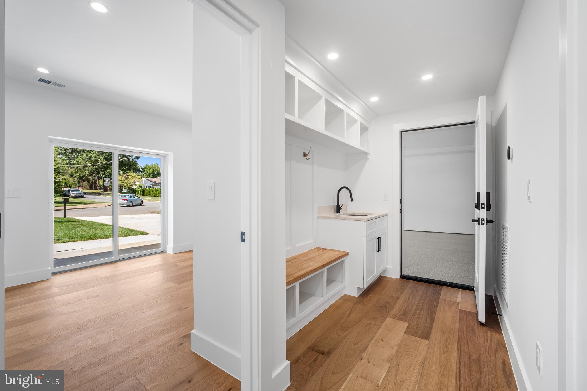 Real estate listing preview #59