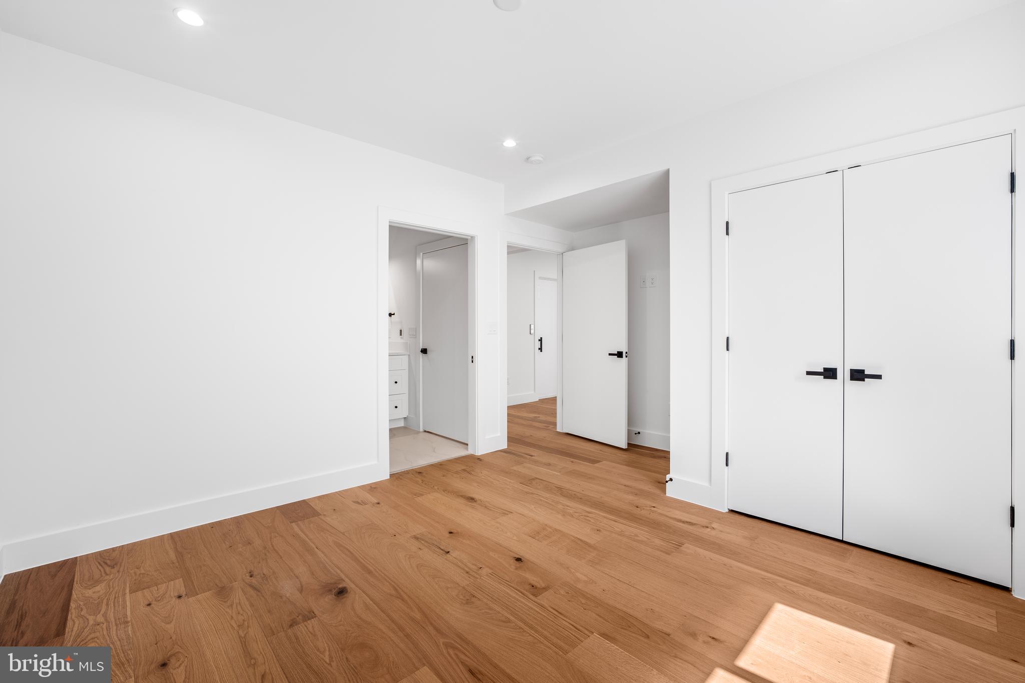 Real estate listing preview #52