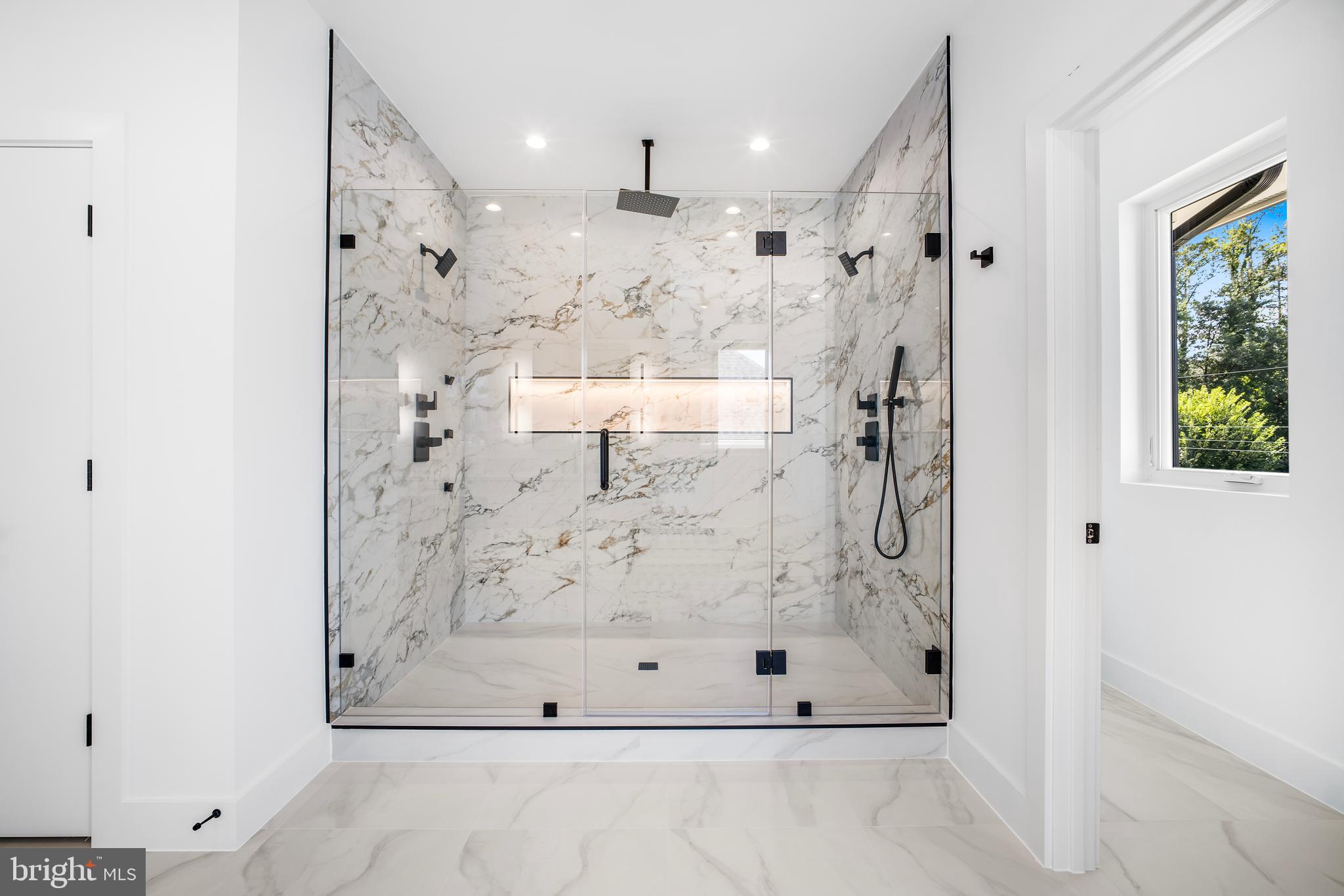 Real estate listing preview #30