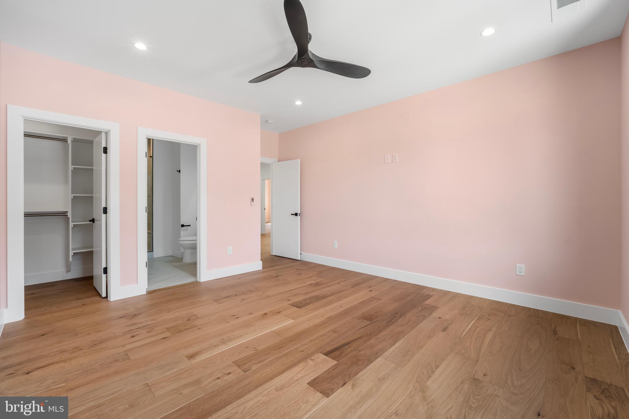 Real estate listing preview #36