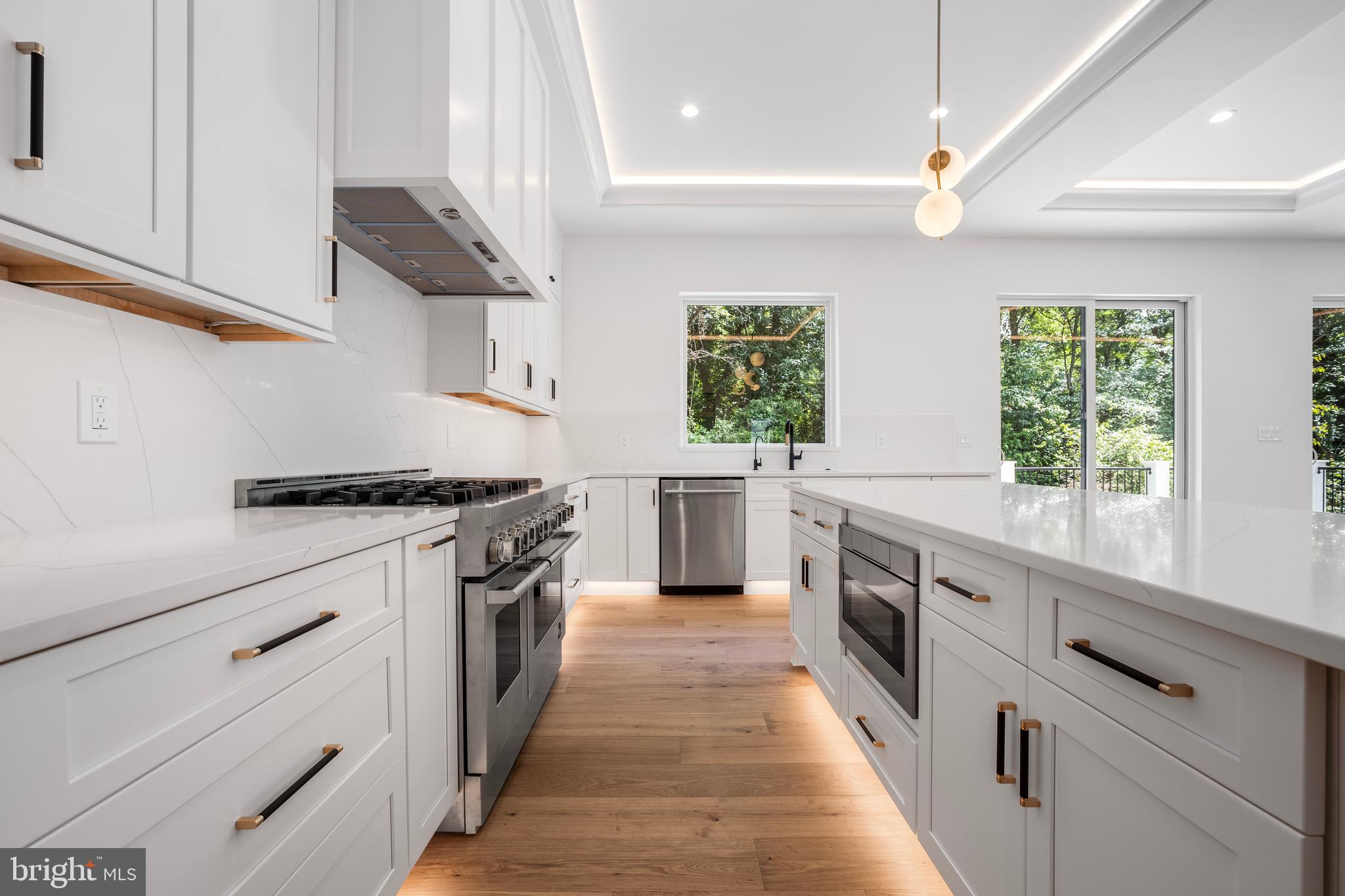 Real estate listing preview #18