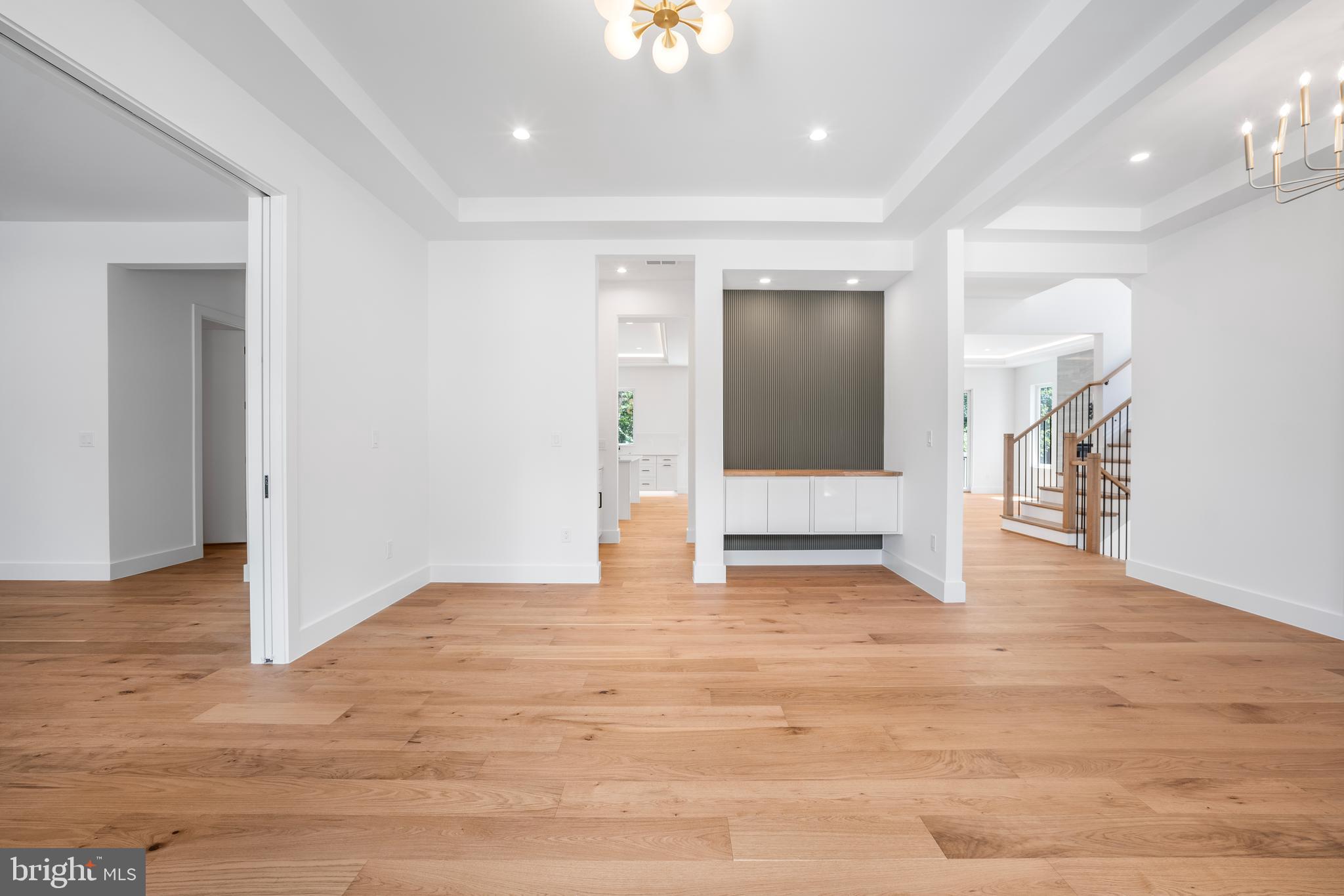 Real estate listing preview #3